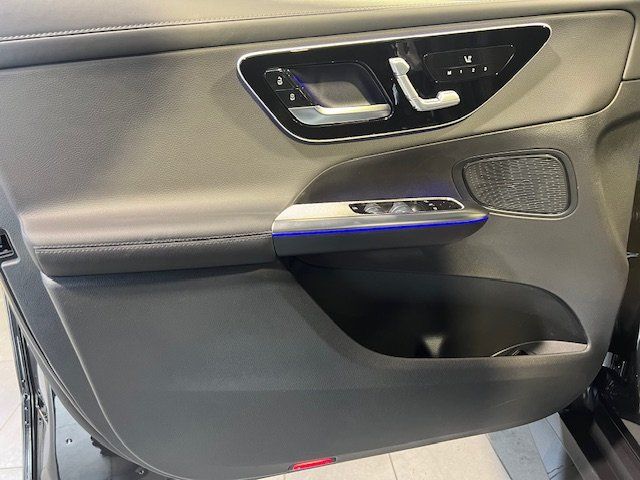 Mercedes-Benz GLC 300 e 4M AMG Night Pano/Memo/20"/Dist/AHK/To