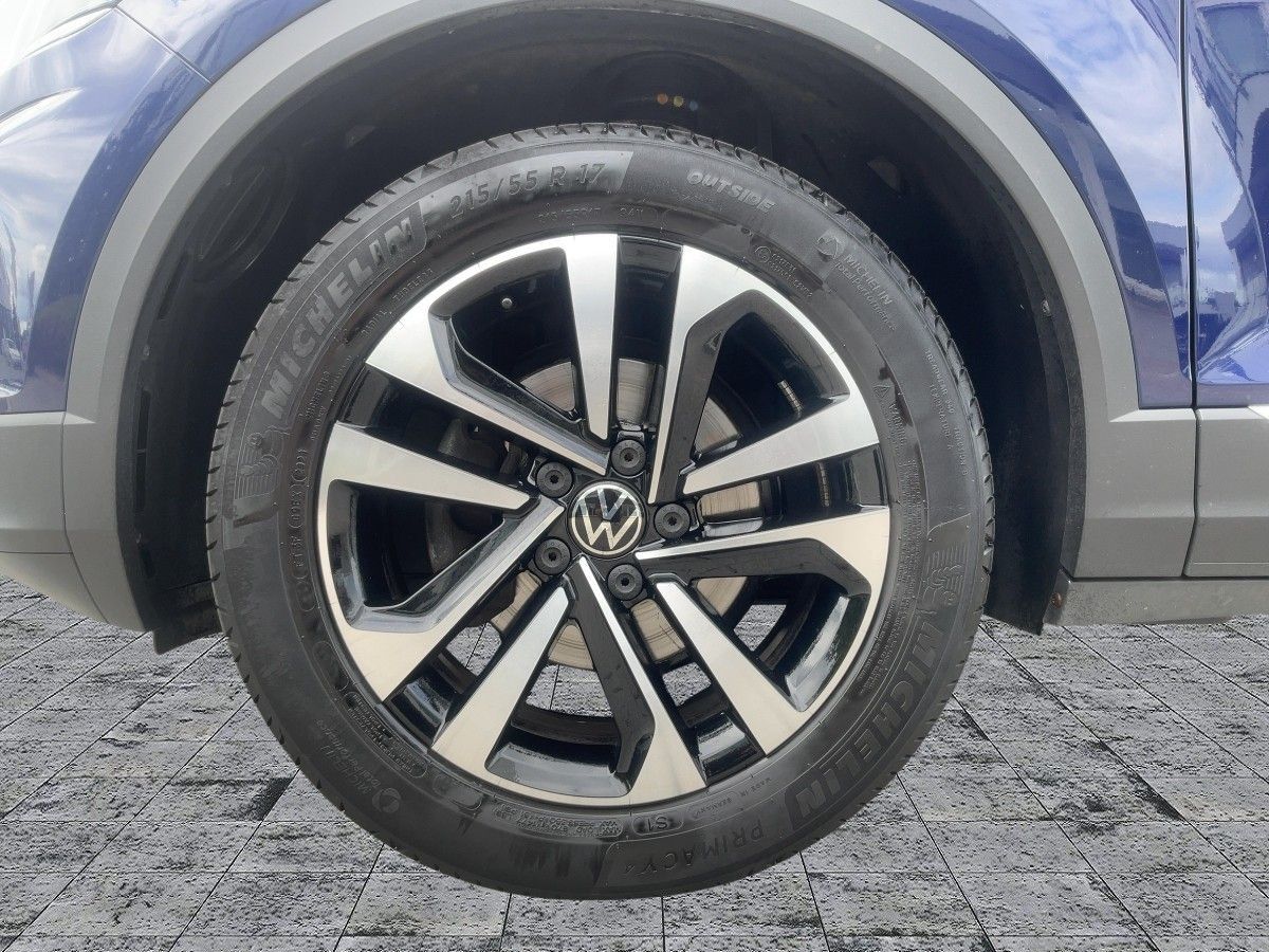 Volkswagen T-Roc 1.0 TSI UNITED - Samsaru's Car Outlet