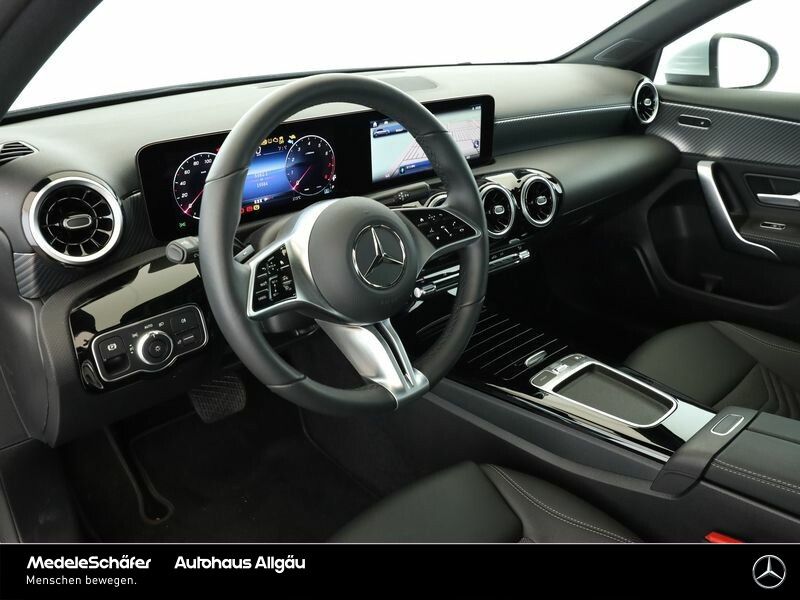 Mercedes-Benz A 180 Progressive - Samsaru's Car Outlet
