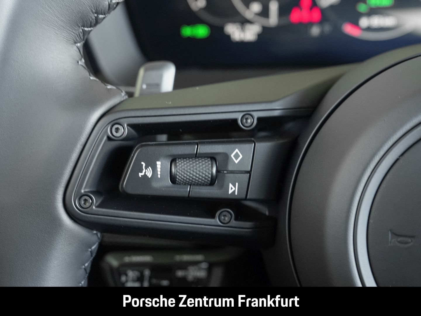 Porsche Panamera 4 E-Hybrid HA-Lenkung InnoDrive Head-Up