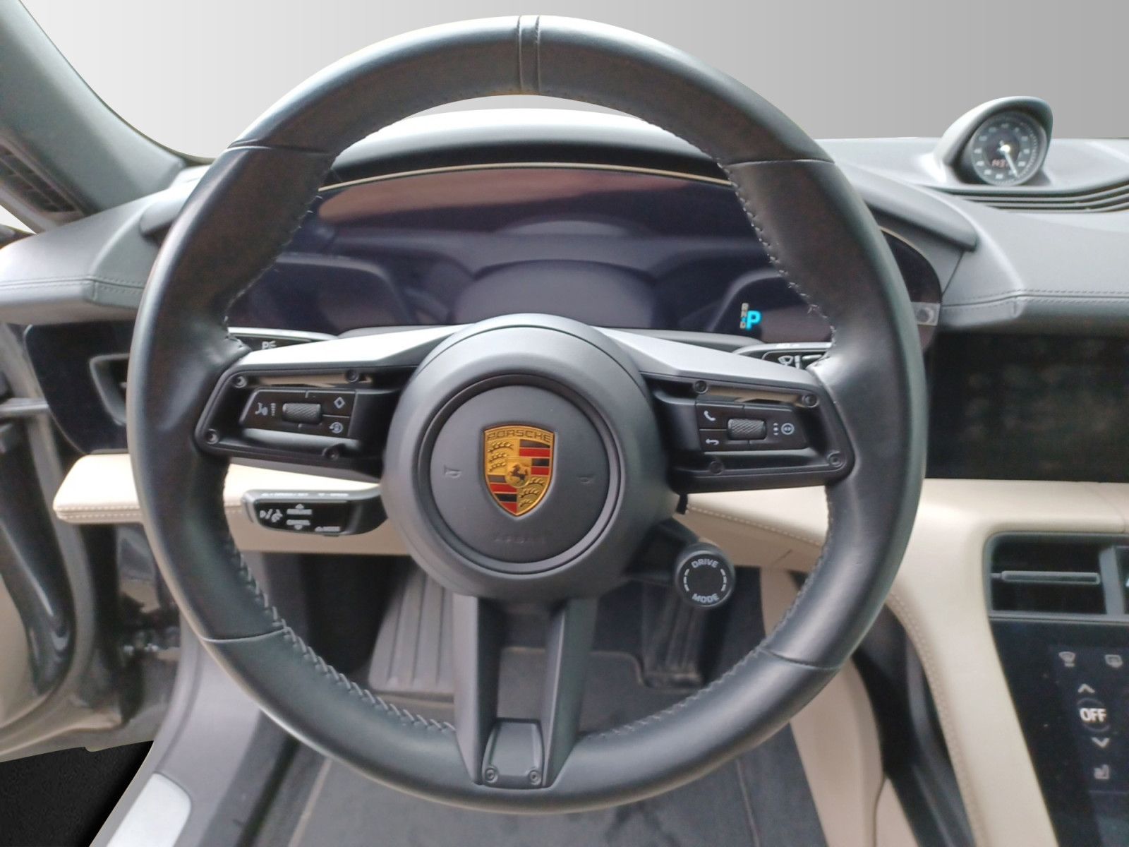 Porsche Taycan 4S Cross Turismo