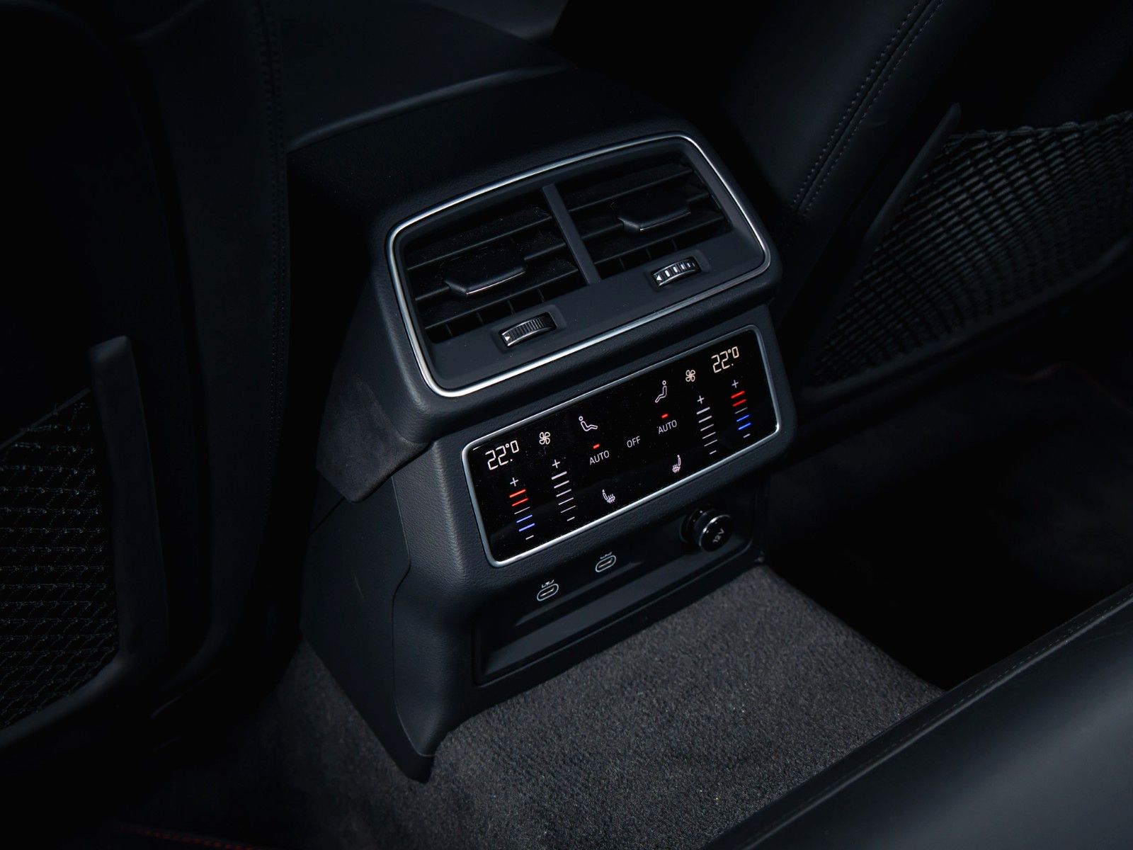 Audi RS6 Avant Performance quattro, B&O, HD, Tour, Ci