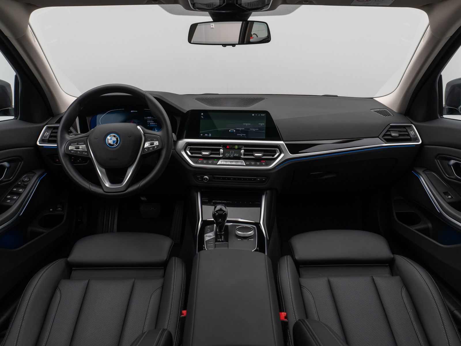 BMW 320e Sport Line - Samsaru's Car Outlet