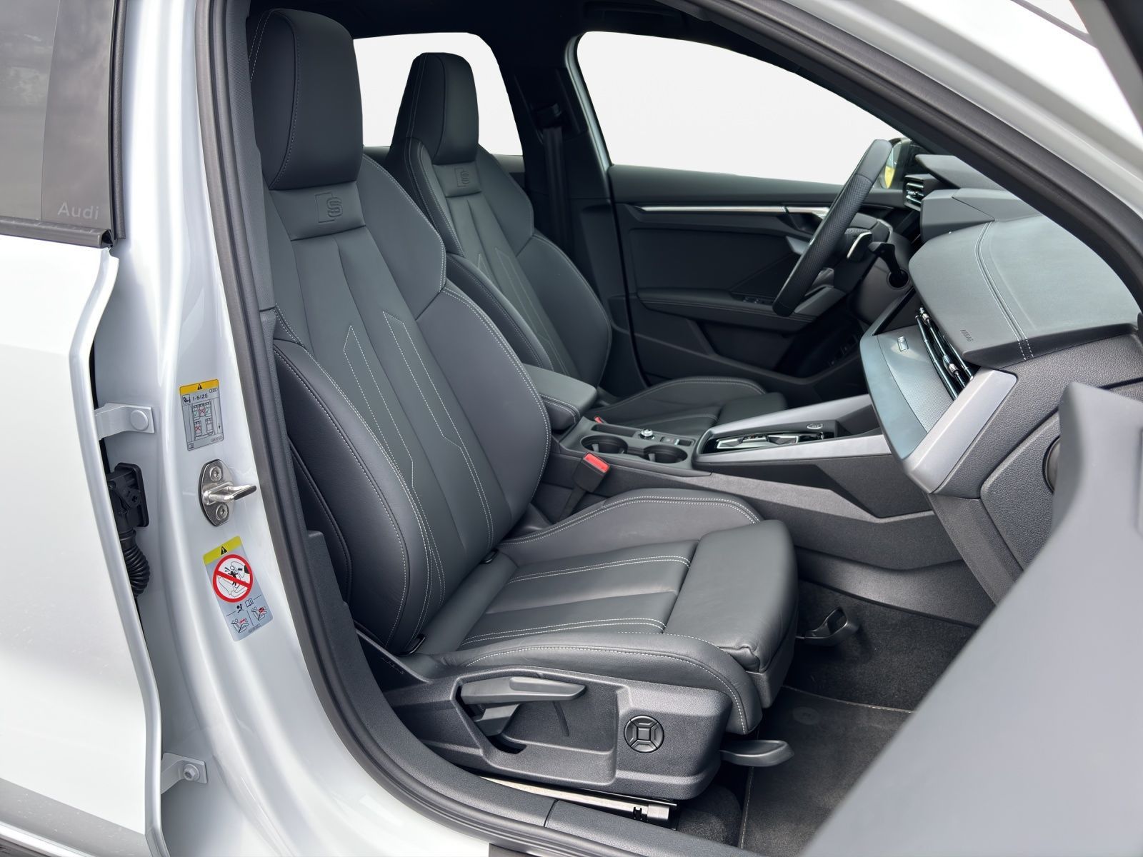 Audi A3 Sportback 45 TFSIe S-LINE*NAVI-PLUS*LED*KAMER