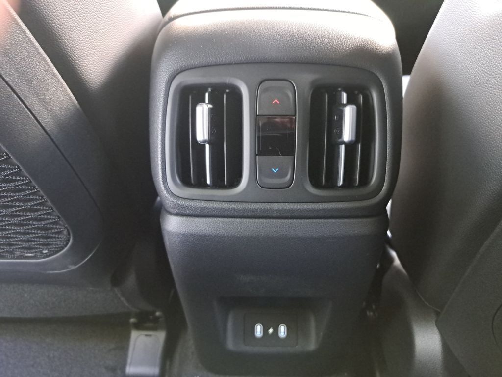 Hyundai TUCSON 1.6 T-GDi Plug-in-Hybrid 4WD Prime - Samsaru's Car Outlet
