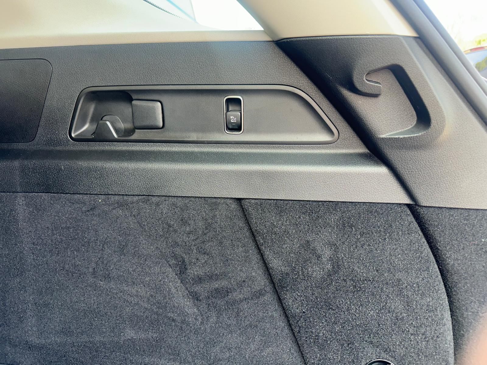 Mercedes-Benz GLE400 4M AMG-LINE DISTRONIC PANO HUD KEYLESS-GO