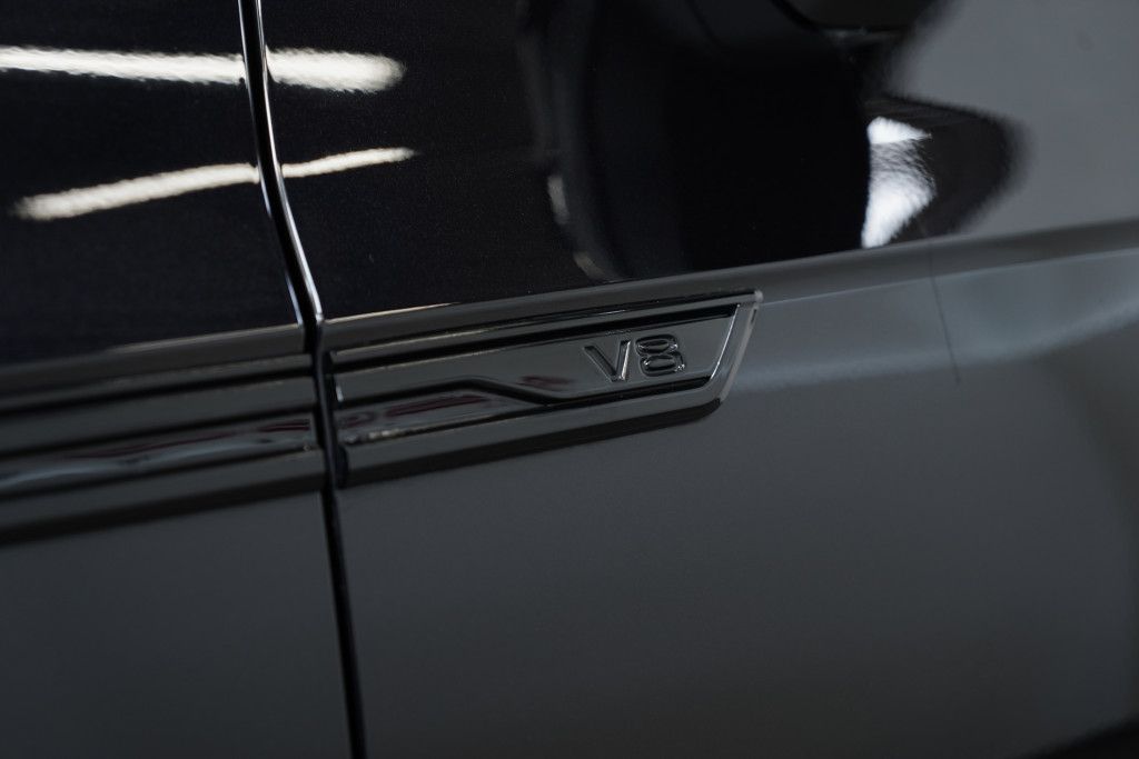 Volkswagen Touareg 4.0 TDI DSG 4M R line - Samsaru's Car Outlet
