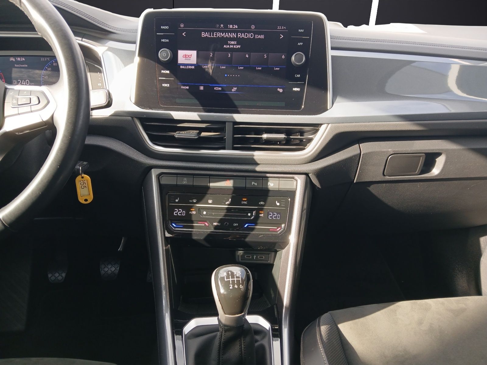 Volkswagen T-Roc TDI Style - Samsaru's Car Outlet