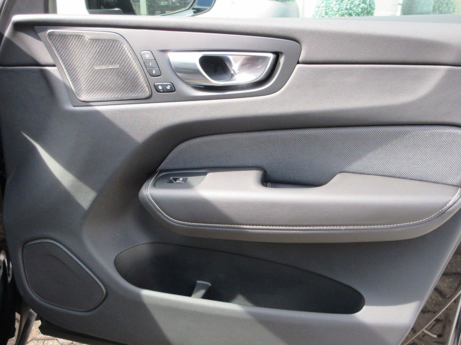 Volvo XC 60 B5 Plus Dark AWD