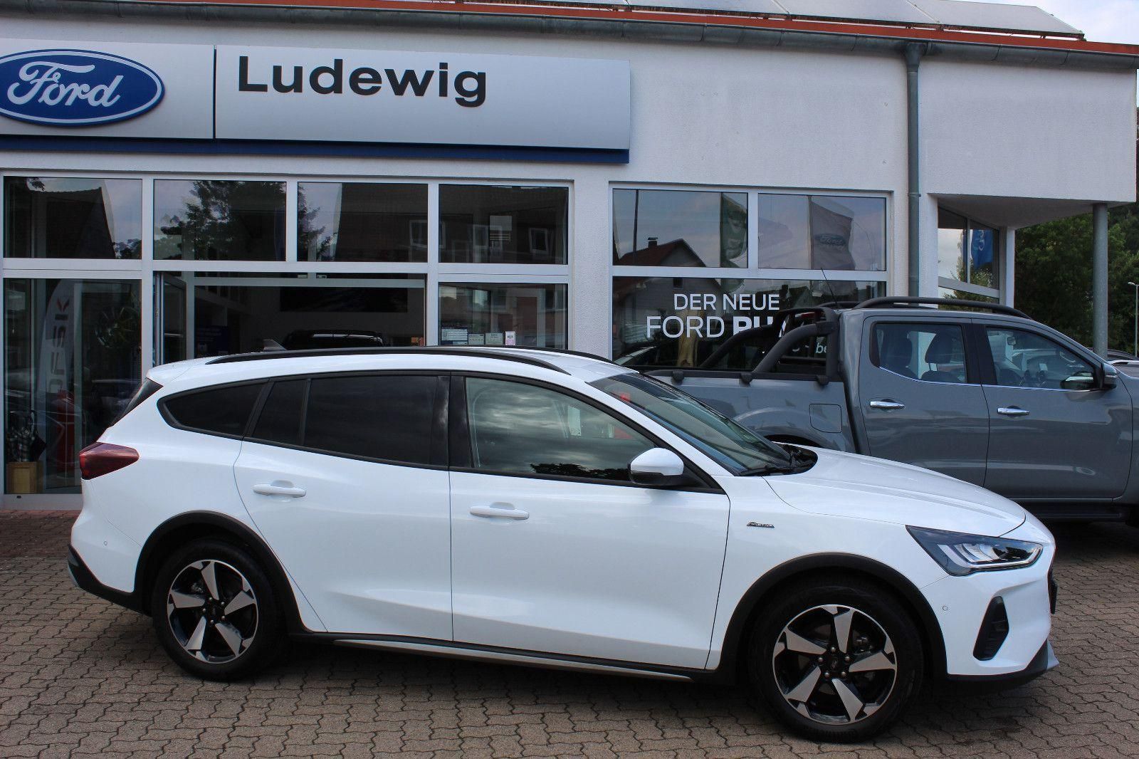 Ford Focus Turnier Active LED Winterpaket Automatik