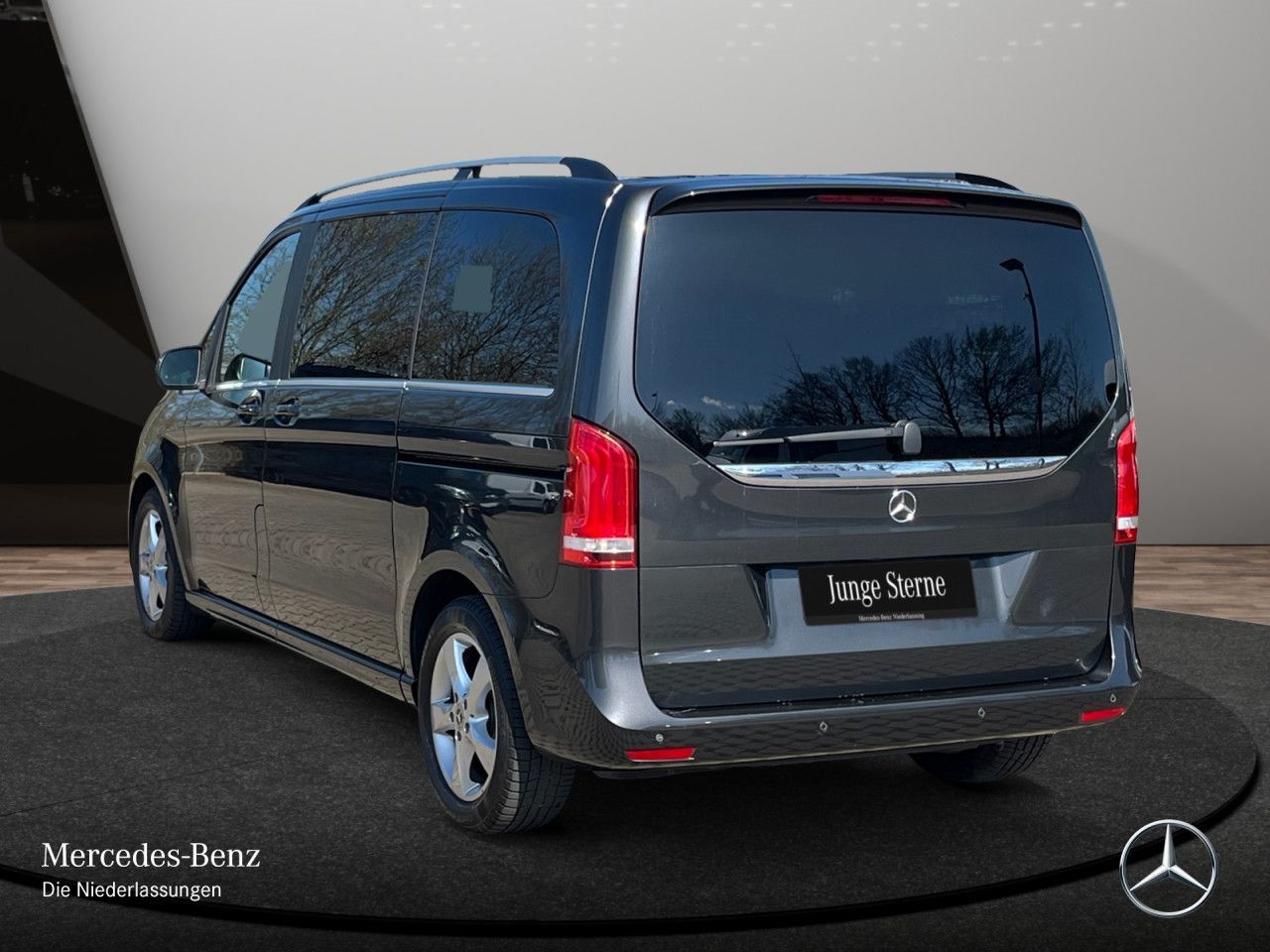 Mercedes-Benz V 300 d Kompakt AVANTGARDE EDITION - Samsaru's Car Outlet