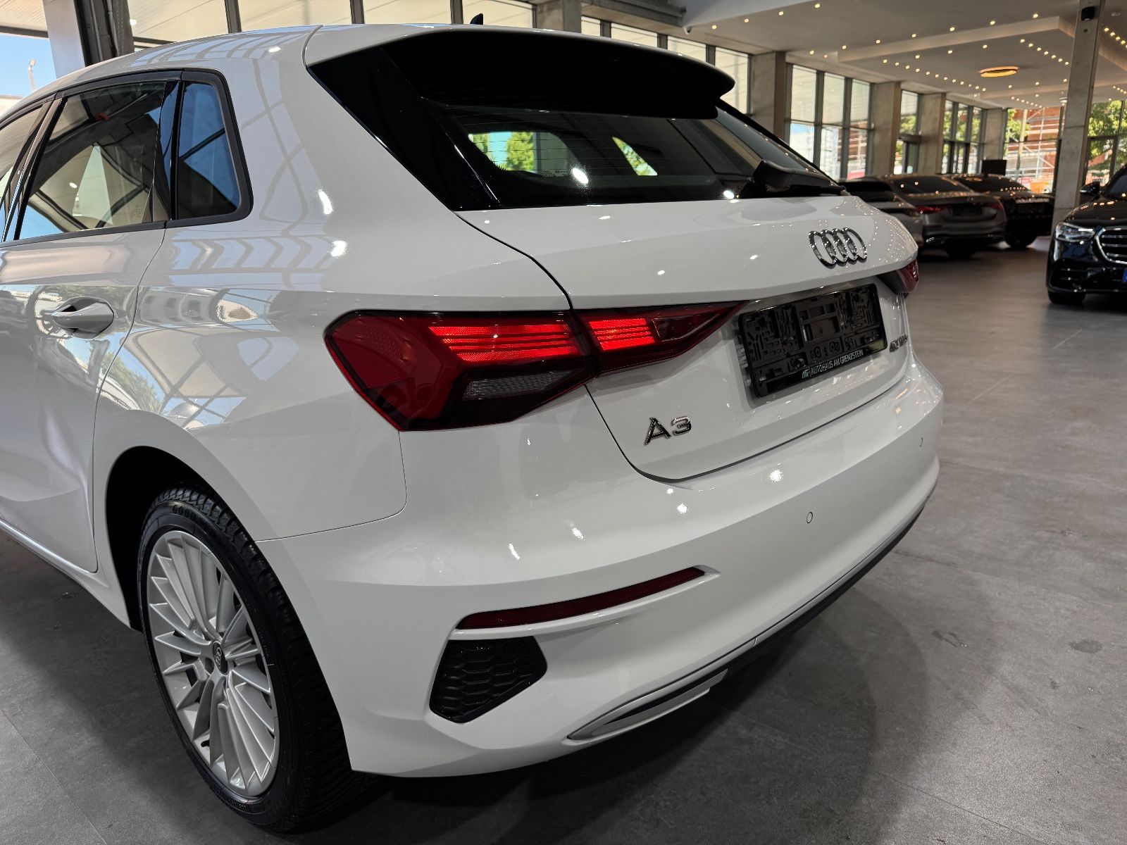 Audi A3 Sportback 40 TFSI e advanced - Samsaru's Car Outlet