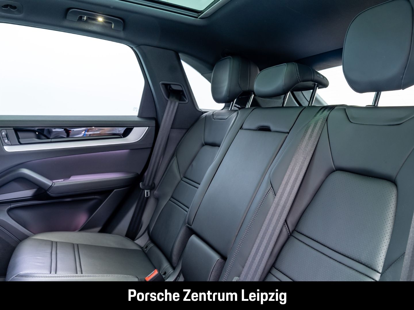 Porsche Cayenne S E-Hybrid HD-Matrix el.AHK HeadUp InnoD