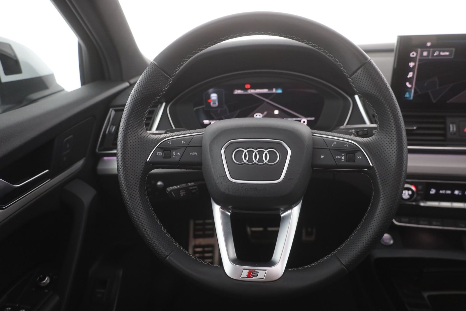 Audi Q5 Sportback S-Line 45 TFSI quattro s-tronic - Samsaru's Car Outlet