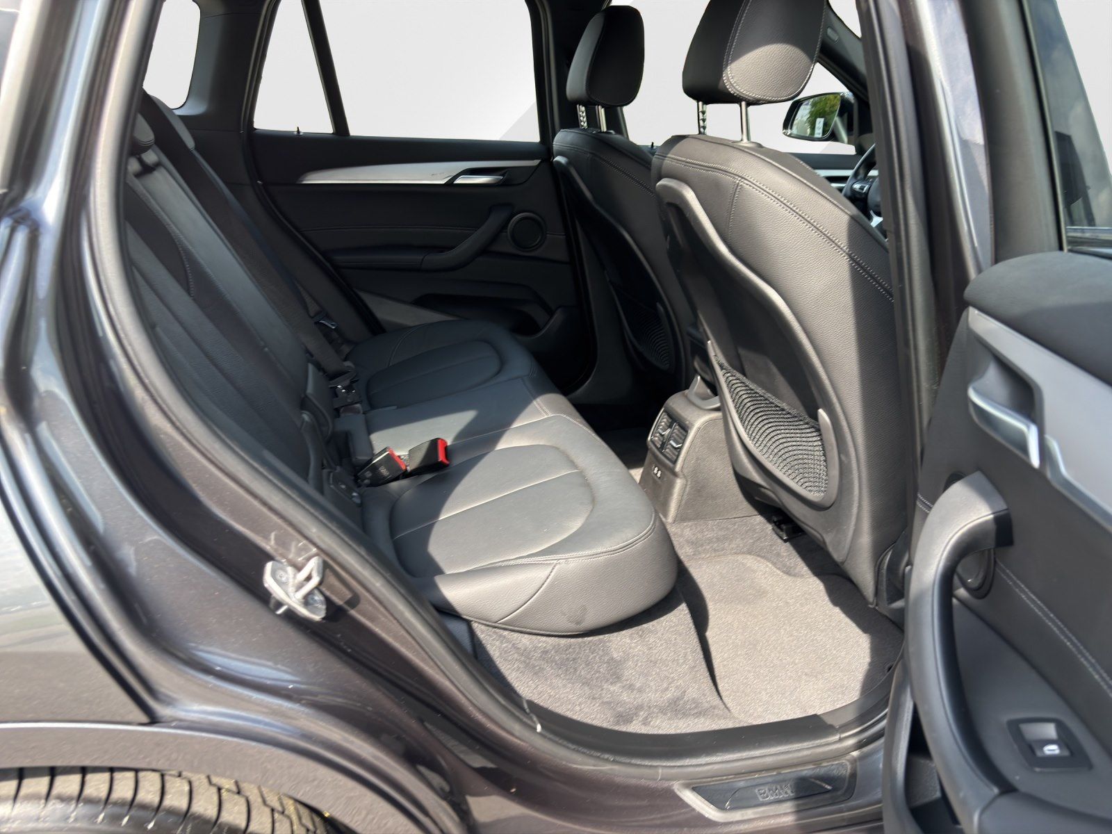 BMW X1 xDrive25e M Sport - Samsaru's Car Outlet