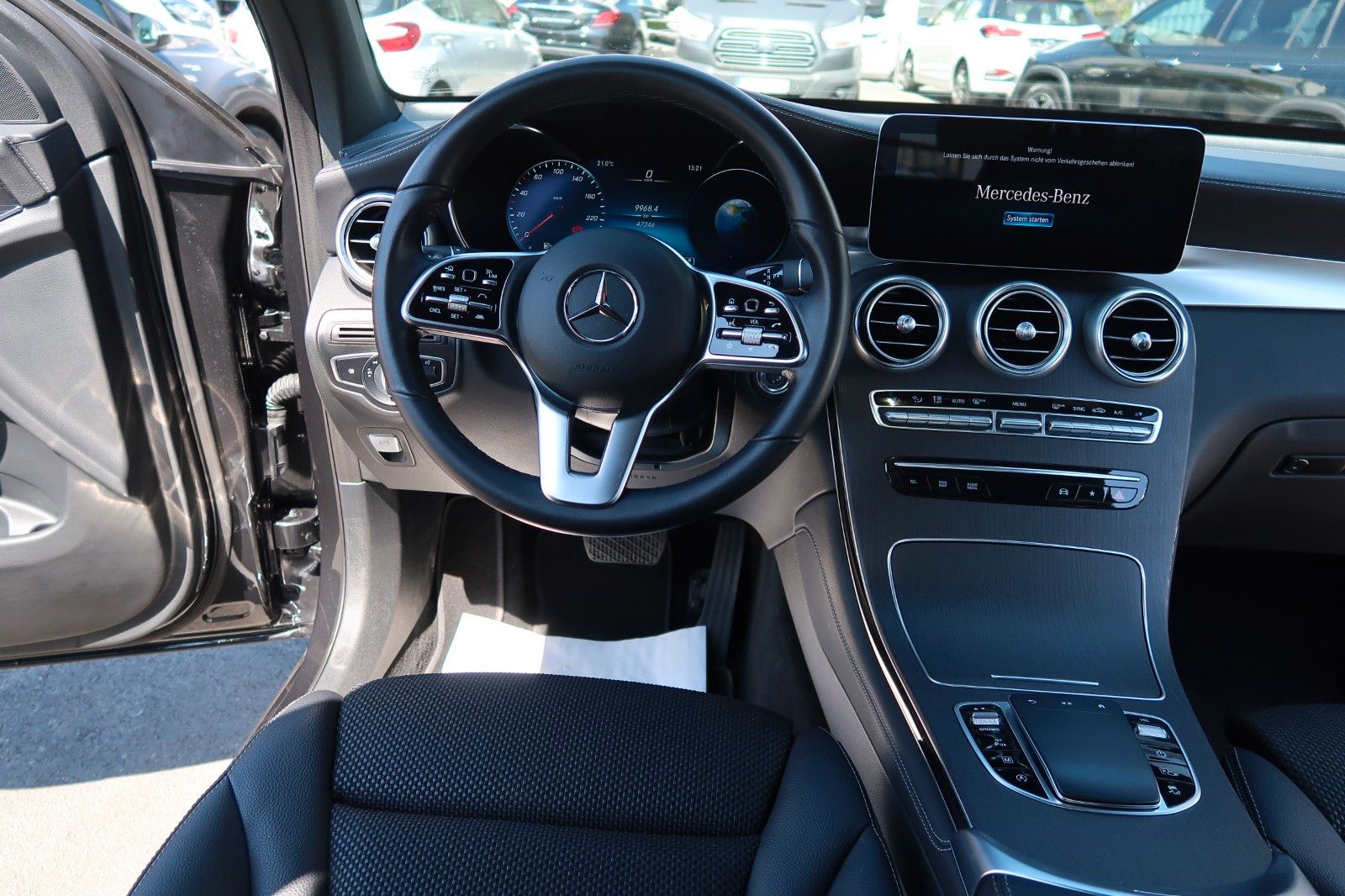 Mercedes-Benz GLC 220 d 4Matic Exclusive - Samsaru's Car Outlet