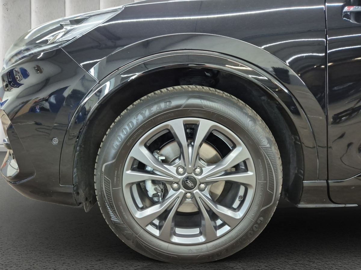 Ford Kuga ST-Line - Samsaru's Car Outlet