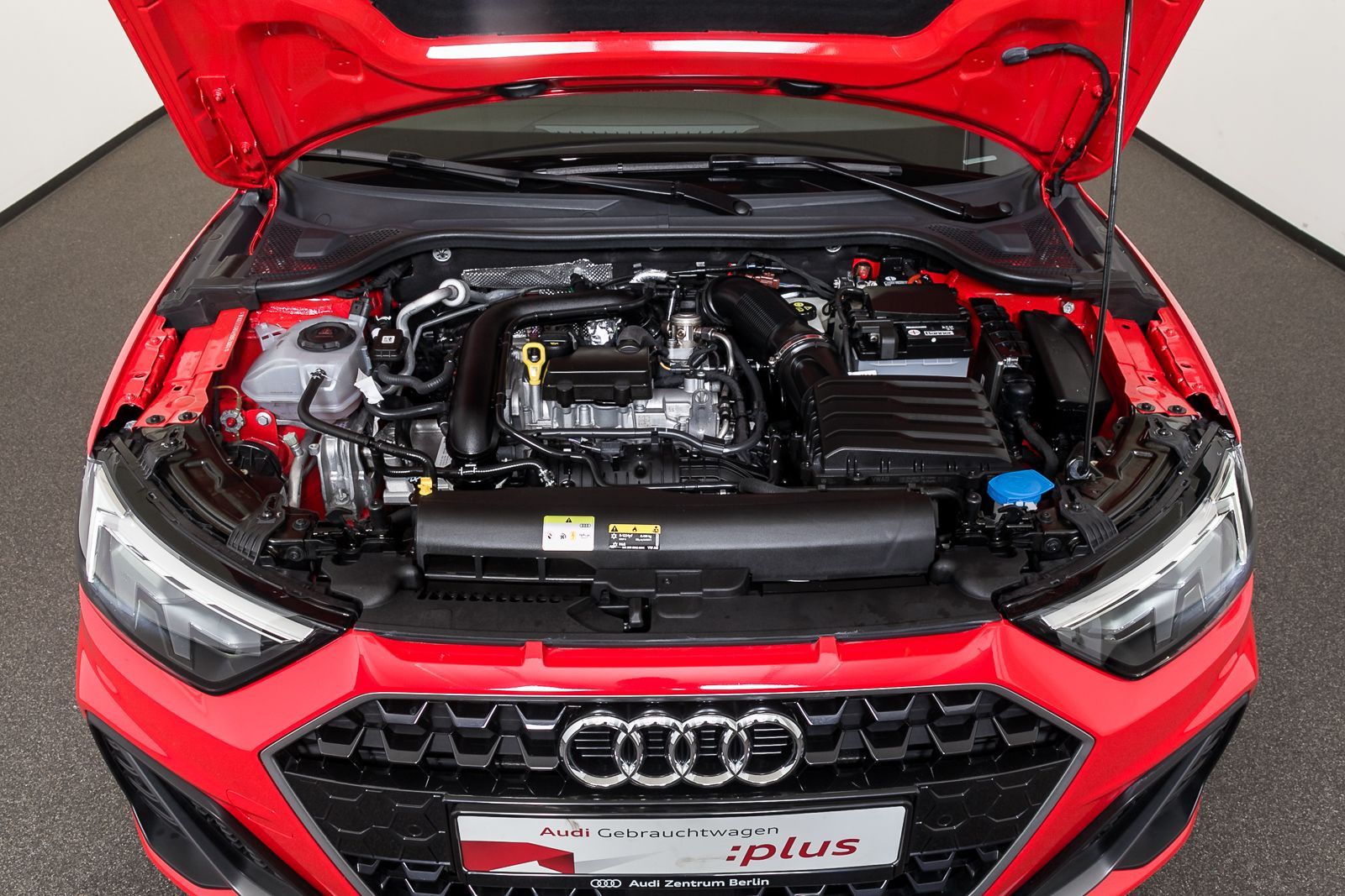 Audi A1 Sportback S line 30 TFSI S tr. - Samsaru's Car Outlet