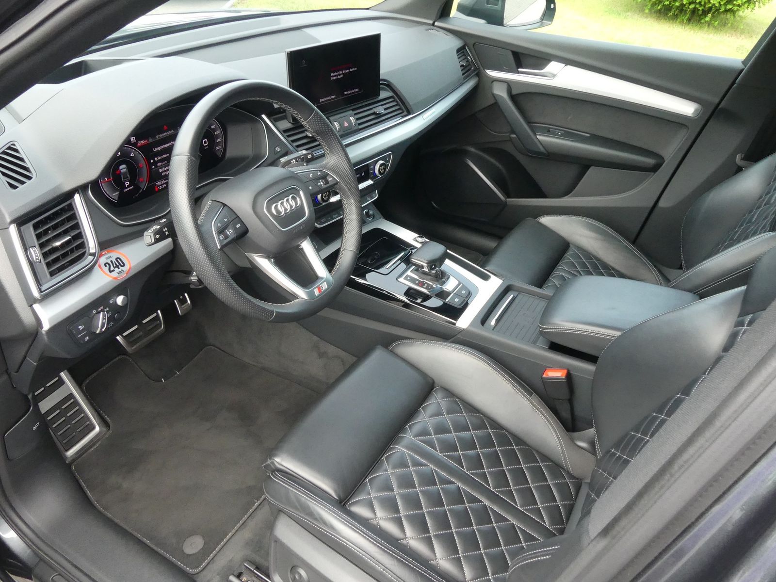 Audi Q5 40 TDI S-Line s-tronic - Samsaru's Car Outlet