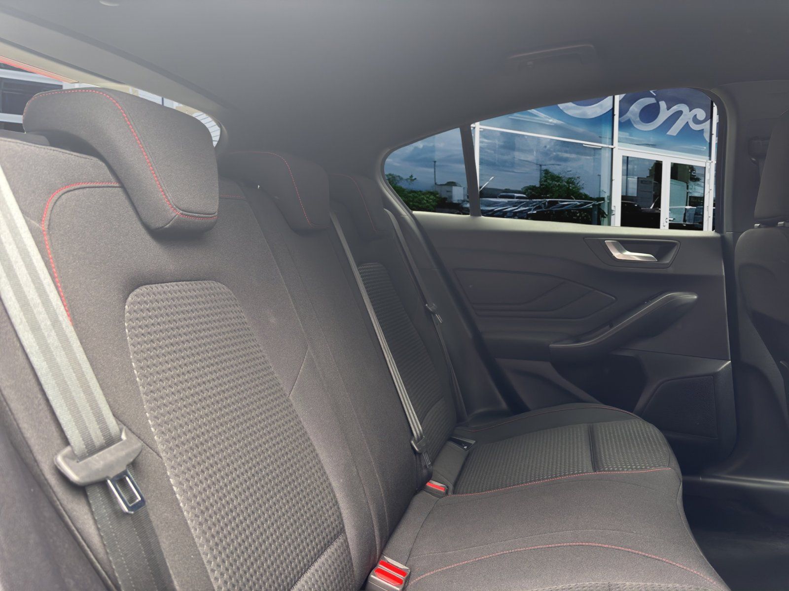 Ford Focus 1.0 Ecoboost ST-Line #Winterpaket #Fahrass