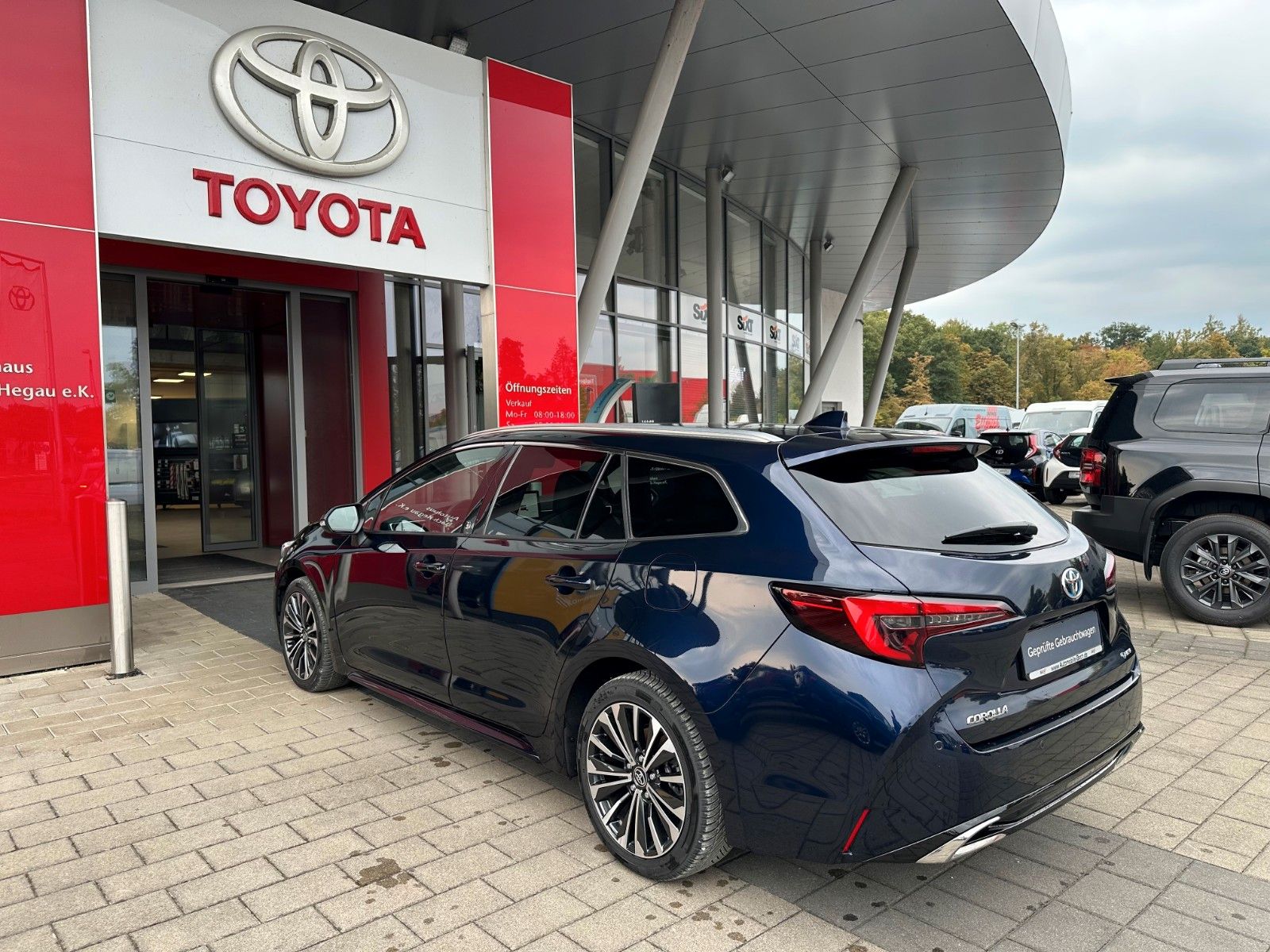 Toyota Corolla 1.8 TS Hybrid Team Deutschland + TECHNIK