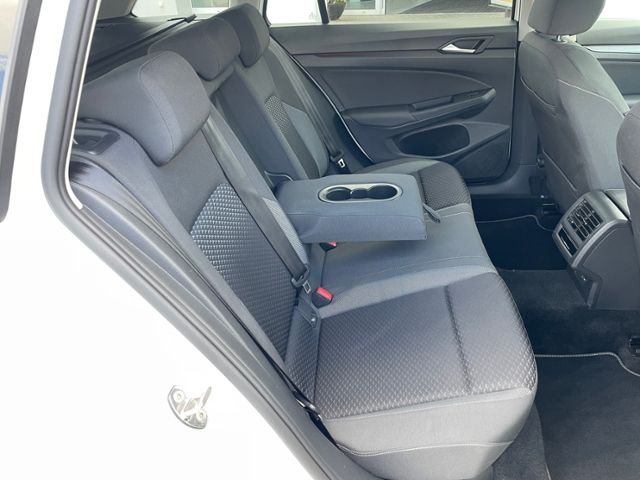Volkswagen Golf VIII Variant Active 2.0 TDI - Samsaru's Car Outlet