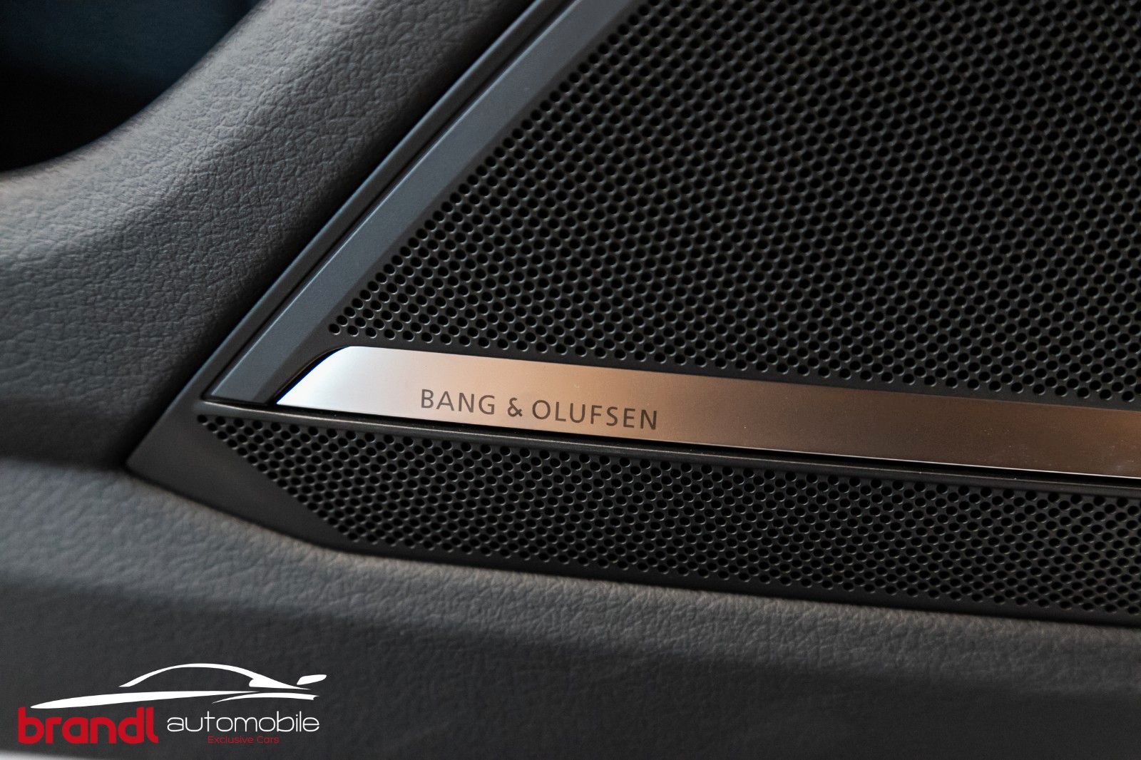 Audi RS6 Avant 4.0 TFSI performance/ Exclusive/ DE/1t