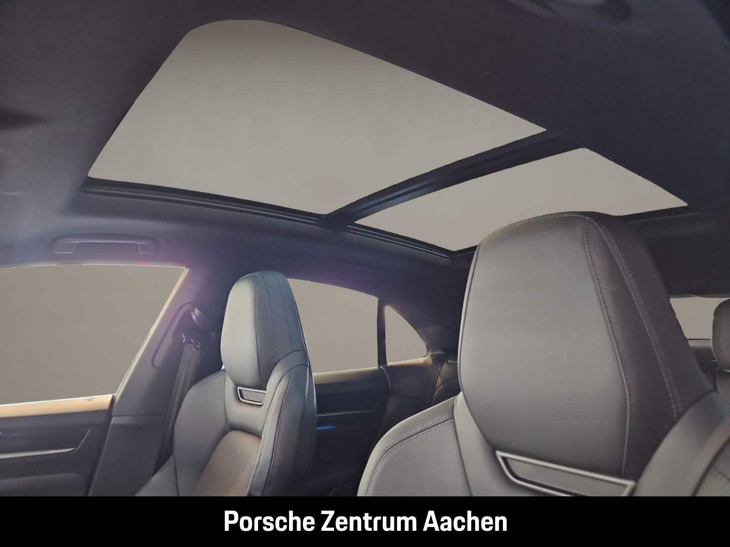 Porsche Macan 4 BOSE Surround View LED-Matrix