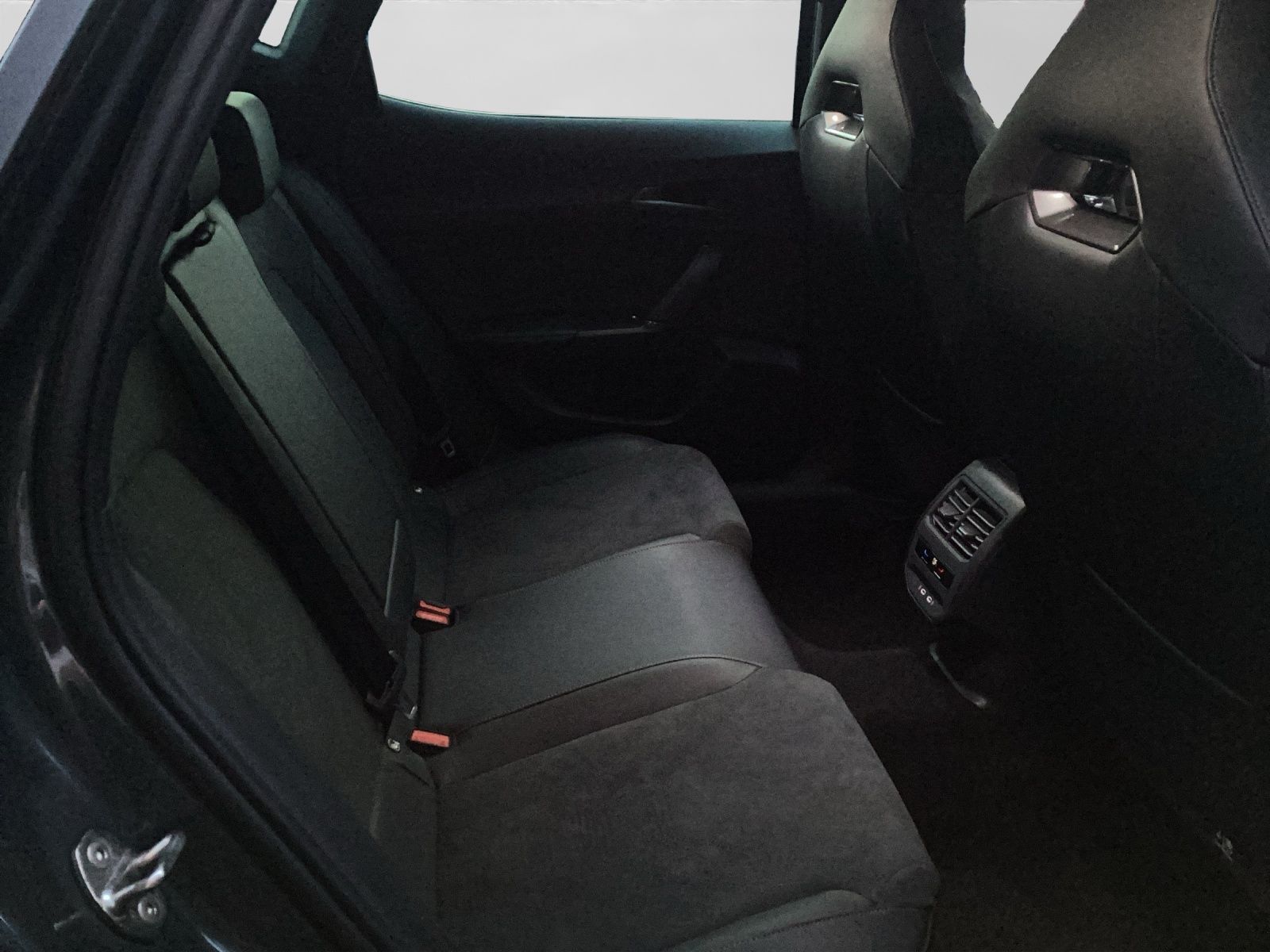 Cupra Formentor VZ 2.0 TSI PANO AHK SENNHEISER MATRIX