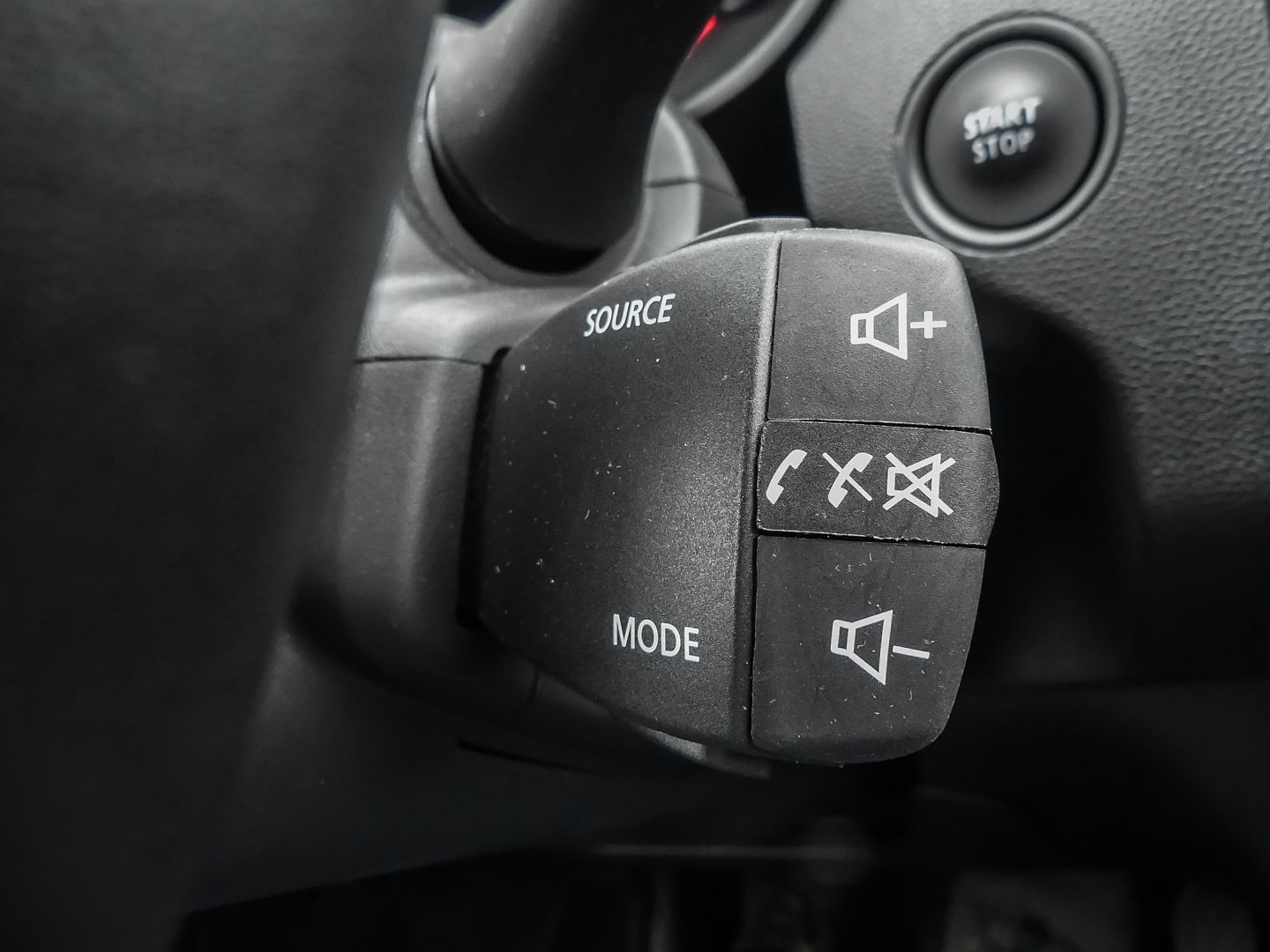 Dacia Duster II Prestige 1.3 TCe 130 EU6d - Samsaru's Car Outlet