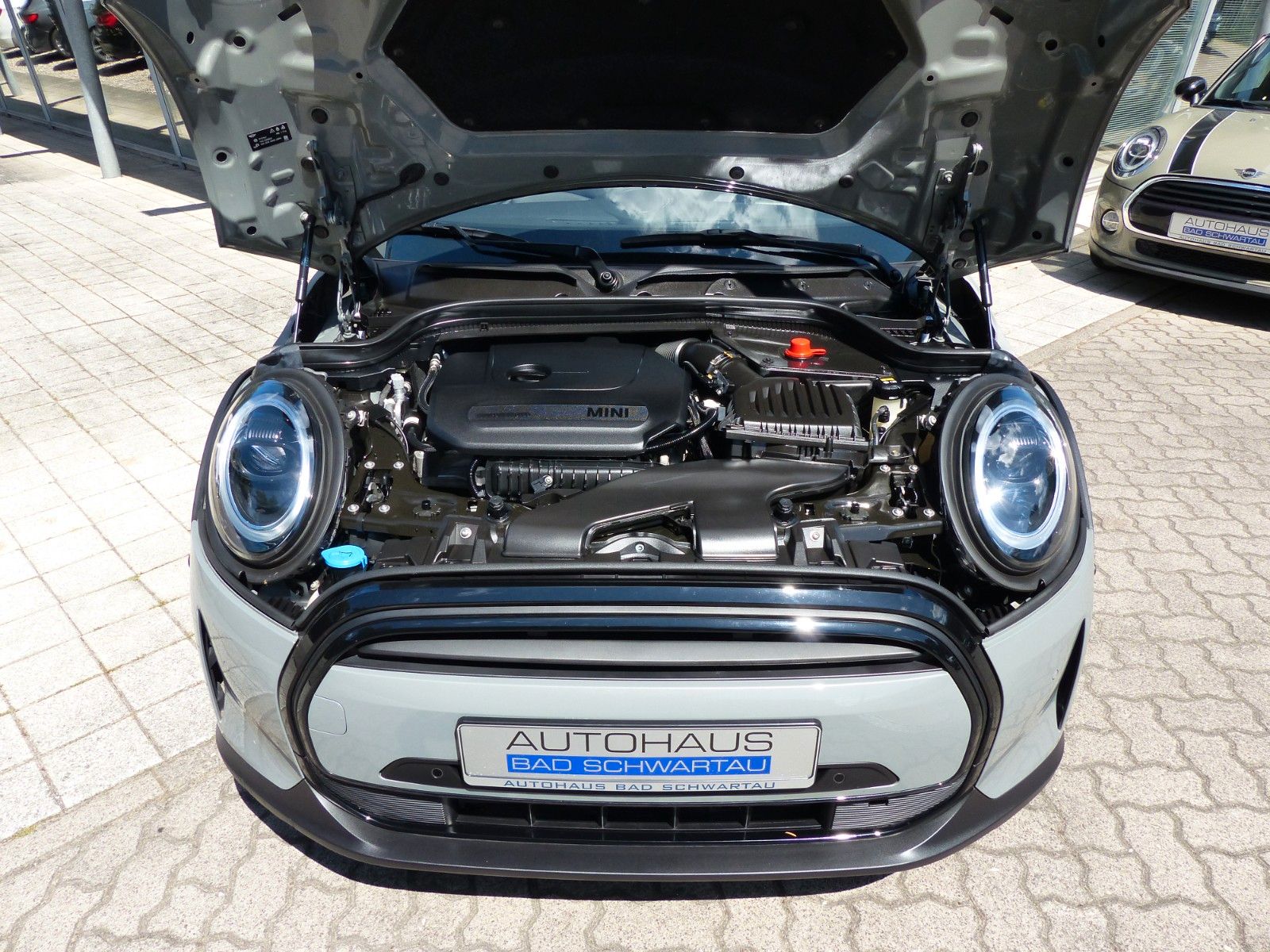 MINI One Cabrio Classic - Samsaru's Car Outlet