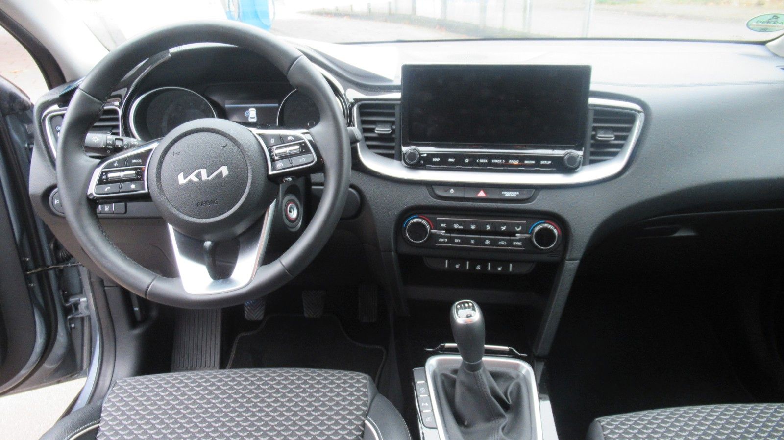 Kia XCeed T-GDi 1.0 Vision - Samsaru's Car Outlet