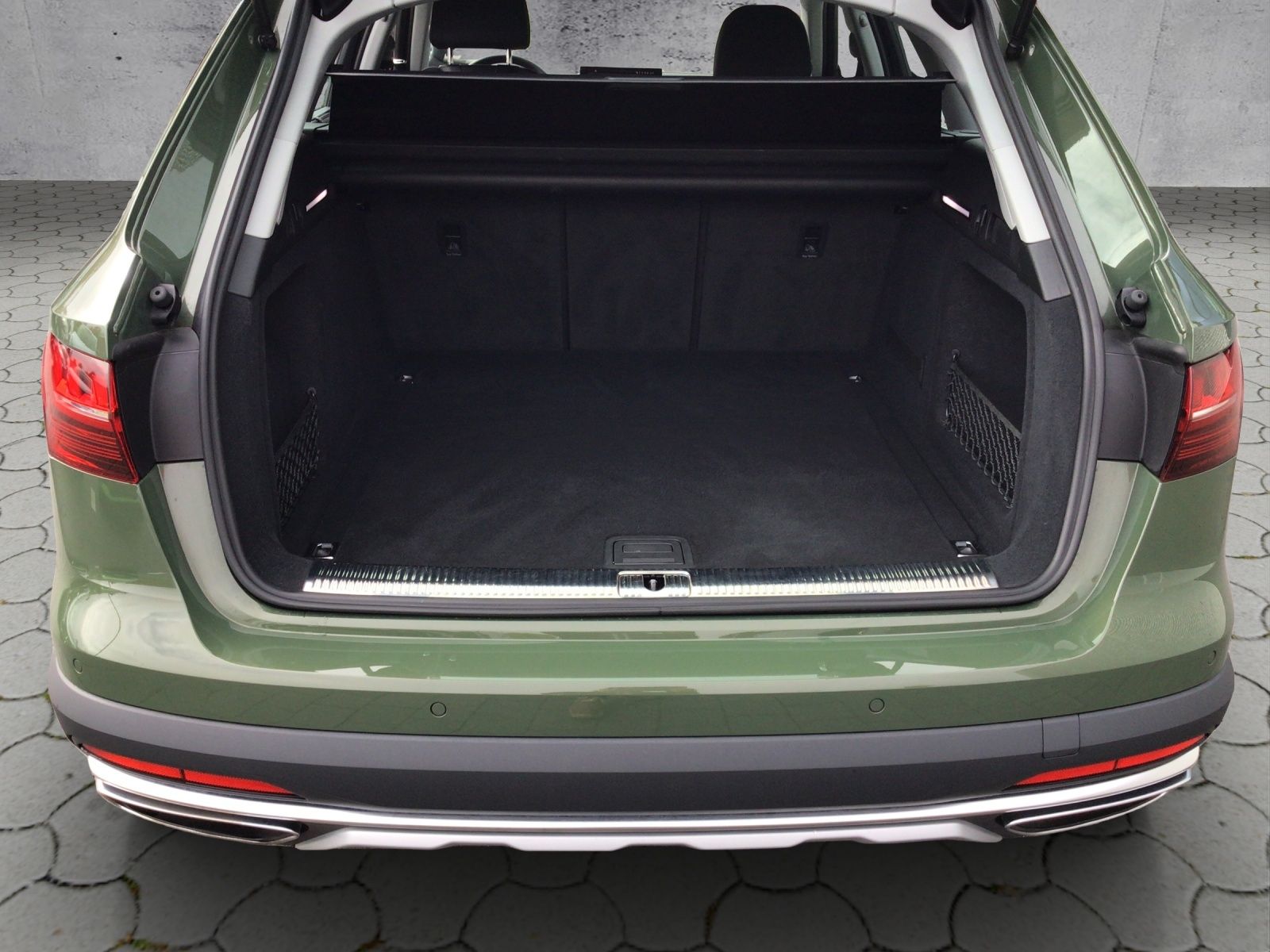 Audi A4 allroad 40 TDI quattro S-tronic AHK ** Busine
