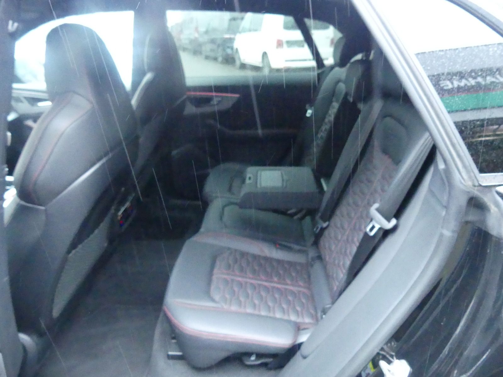 Audi RSQ8 4.0 TFSI Quattro MATRIX/HUD/MASSAGE/23''/NA