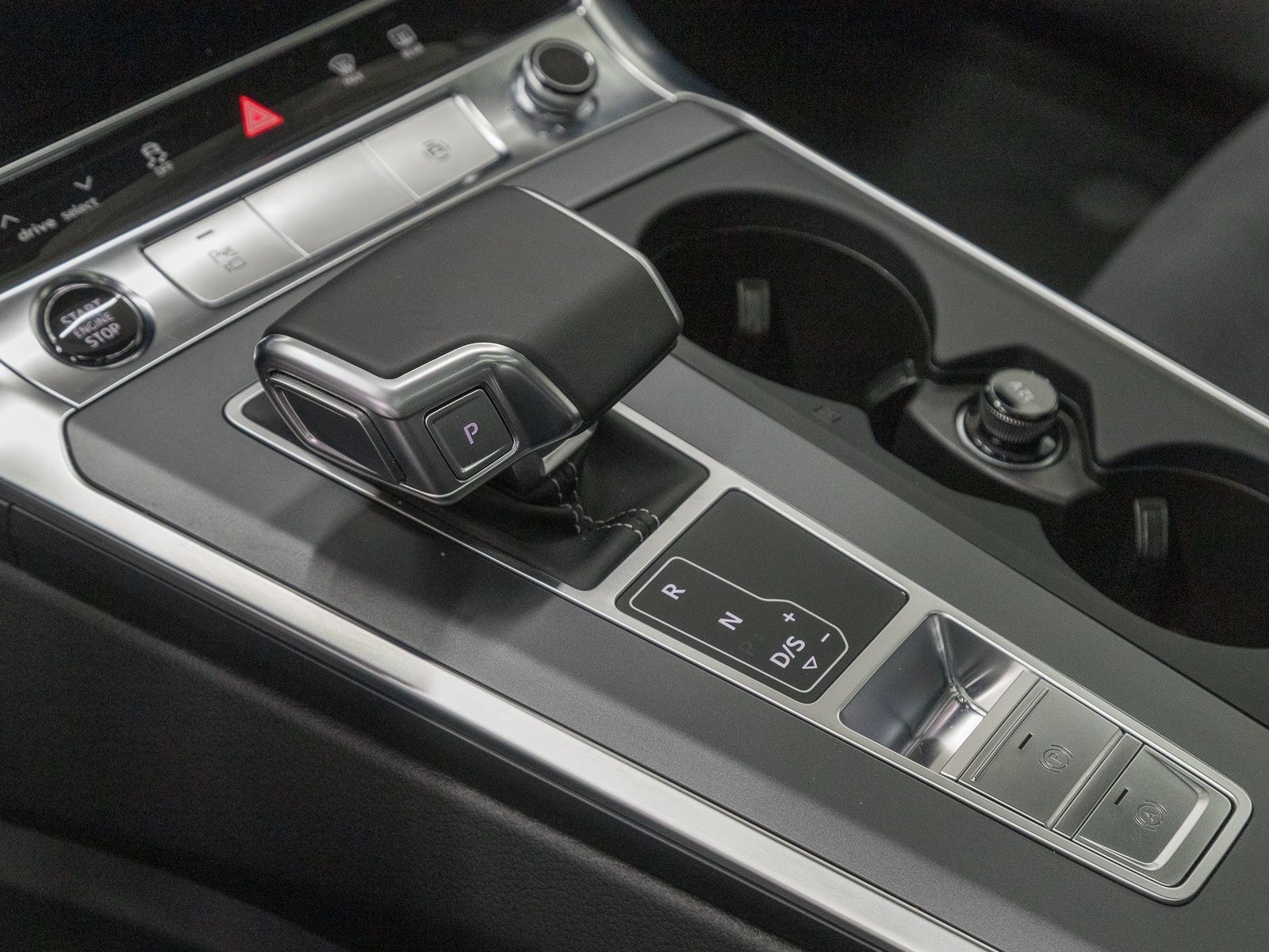 Audi A6 Avant 45 TDI Q S LINE - Samsaru's Car Outlet