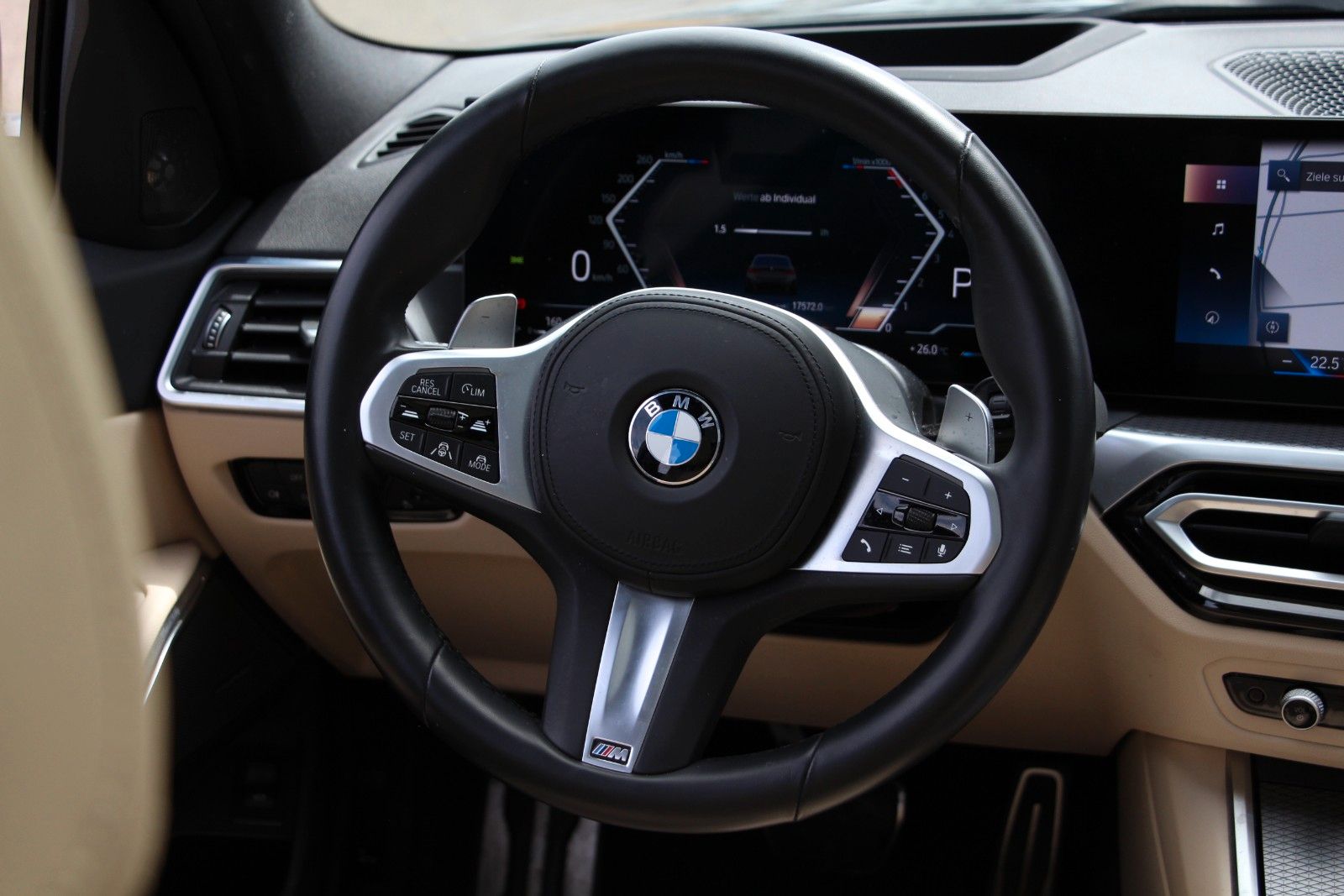 BMW 330i Touring HUD*LEDER*PANO*D-ASSISTENT M Sport