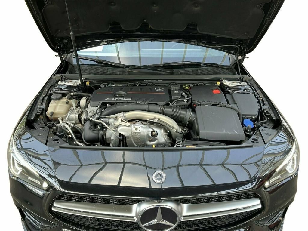Mercedes-Benz CLA 35 AMG 4M - Samsaru's Car Outlet