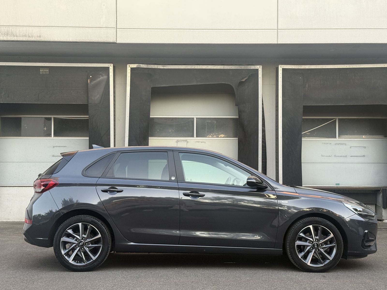 Hyundai i30 Edition 30+ Mild-Hybrid - Samsaru's Car Outlet