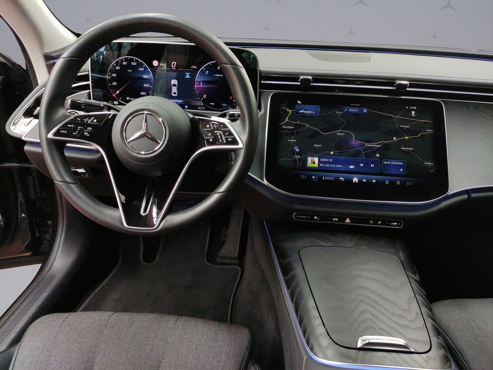 Mercedes-Benz E 220 d AVANTGARDE - Samsaru's Car Outlet