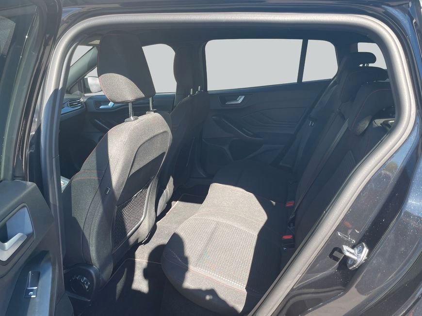 Ford Focus Turnier 1.0 EcoBoost Hybrid Aut. ST-LINE X