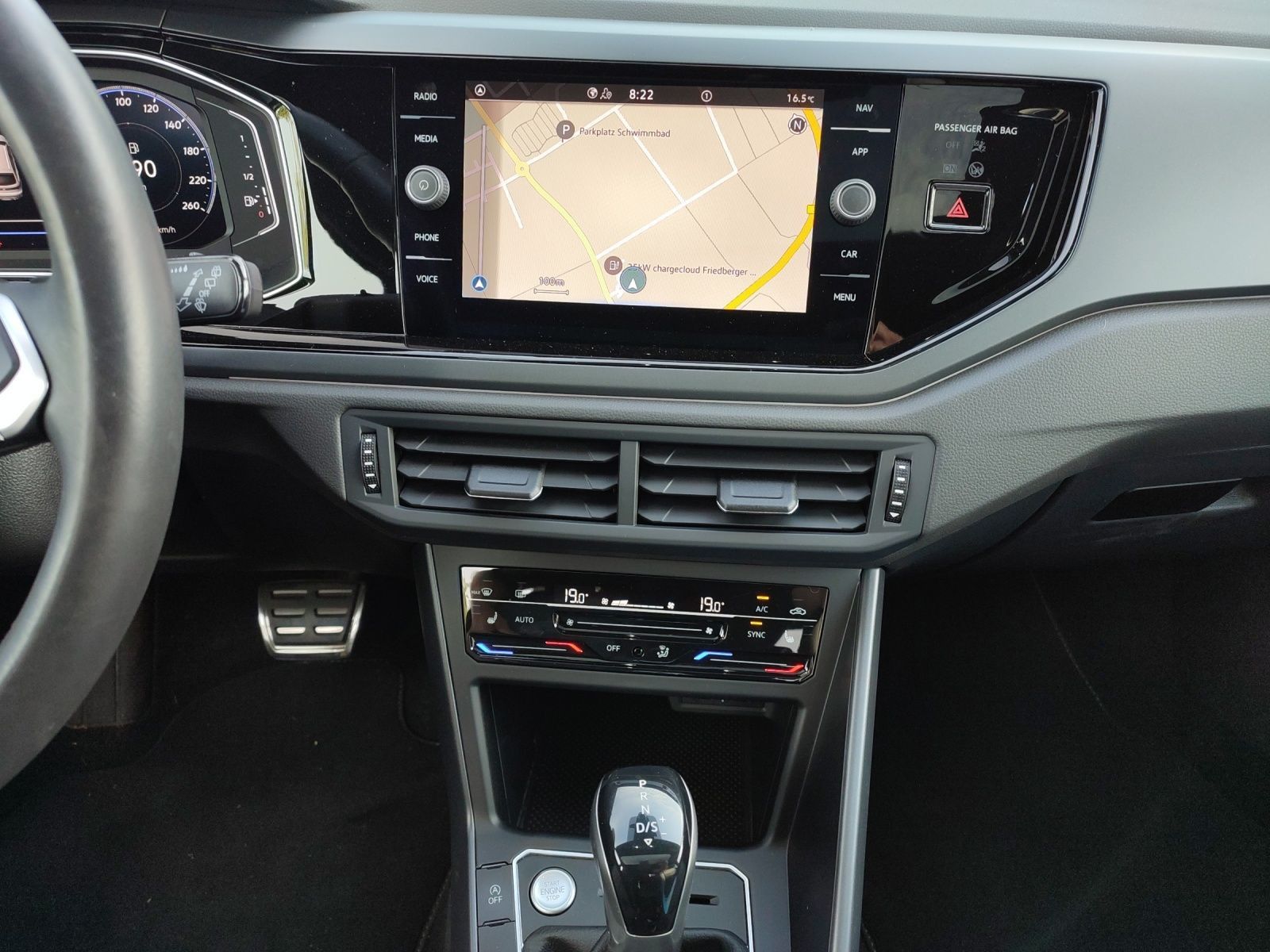 Volkswagen Taigo 1.5 TSI DSG R-Line - Samsaru's Car Outlet