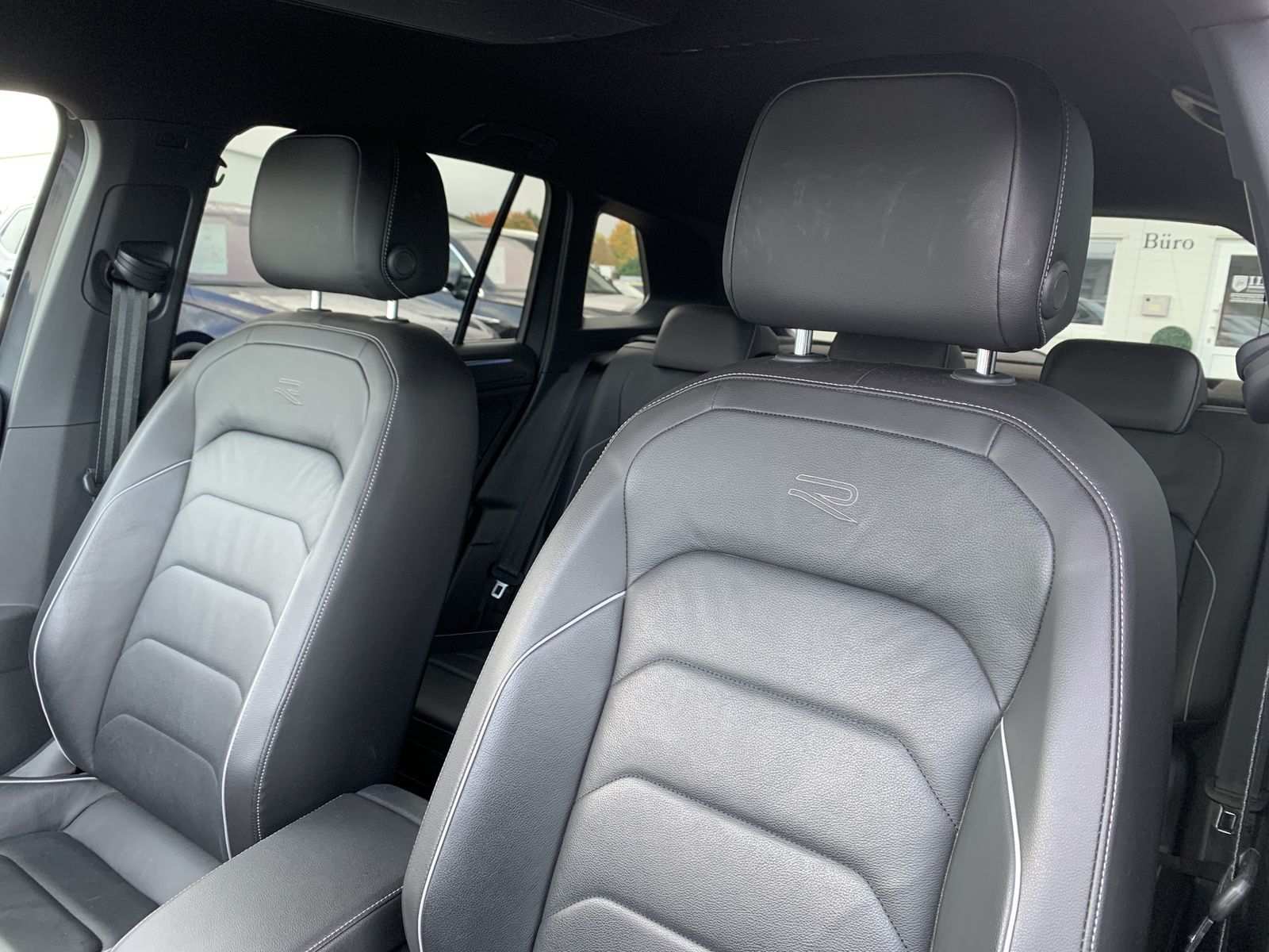 Volkswagen Tiguan 2.0 TDI*R-Line*4Motion*Leder*AHK*Cam*Navi
