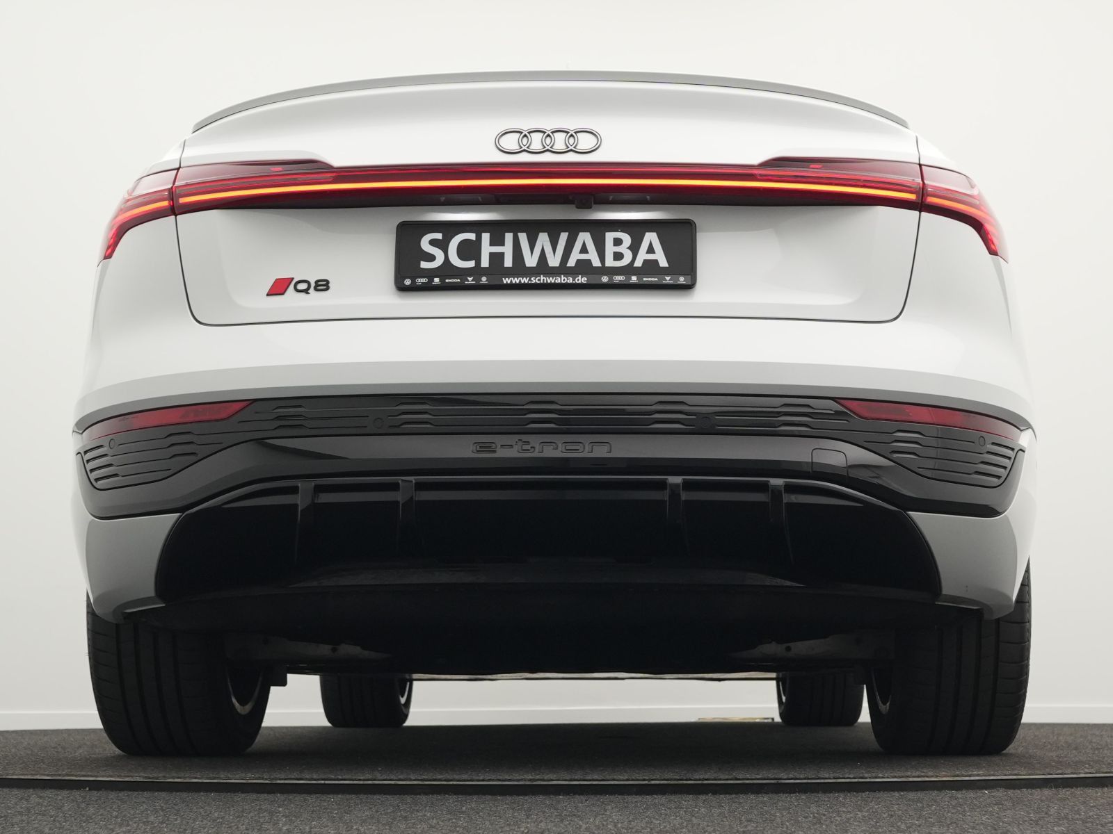 Audi Q8 Sportback e-tron 50 S line quattro