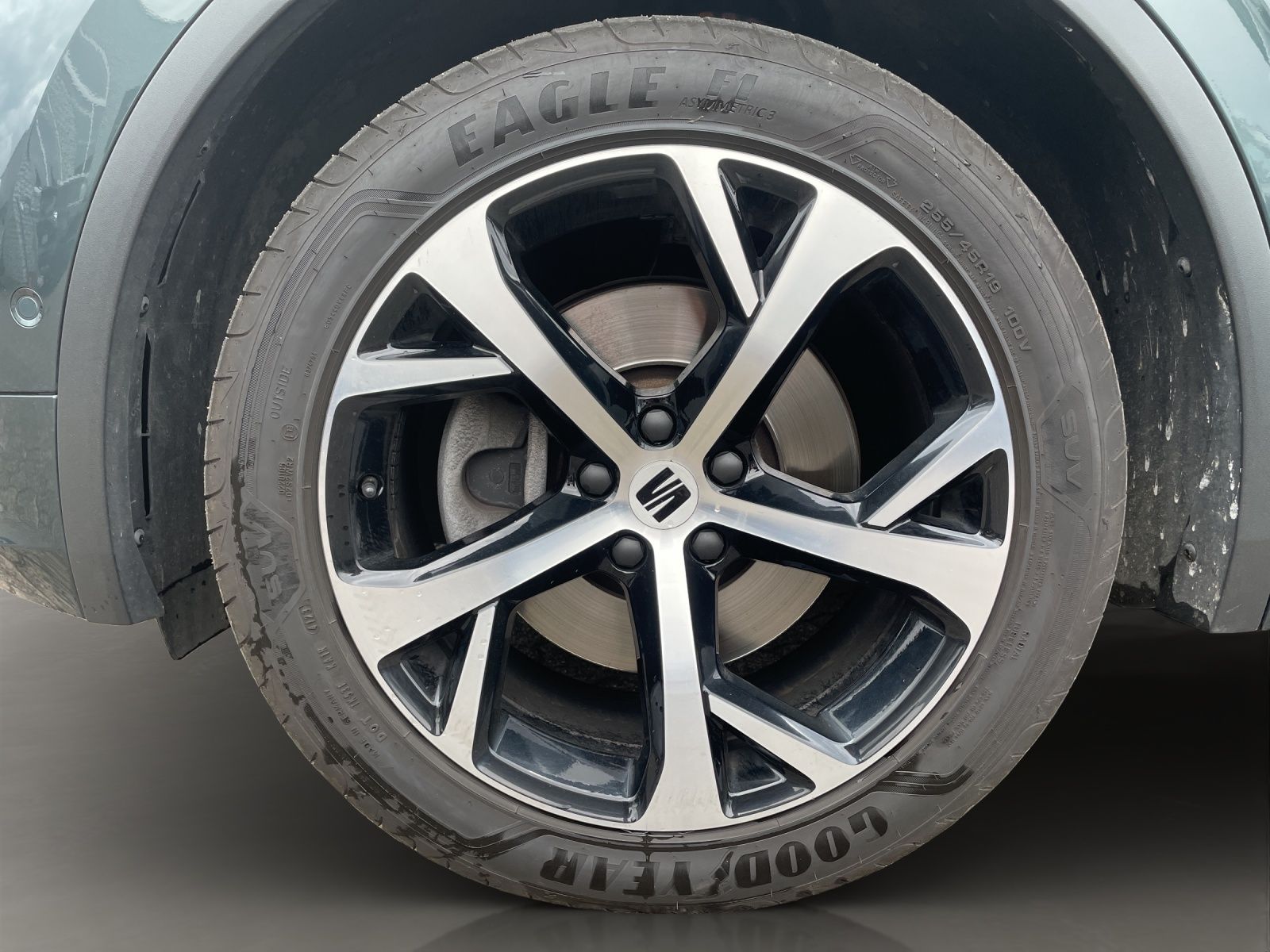 Seat Tarraco 1.4 E-Hybrid  DSG FR AHK PANO LED NAVI