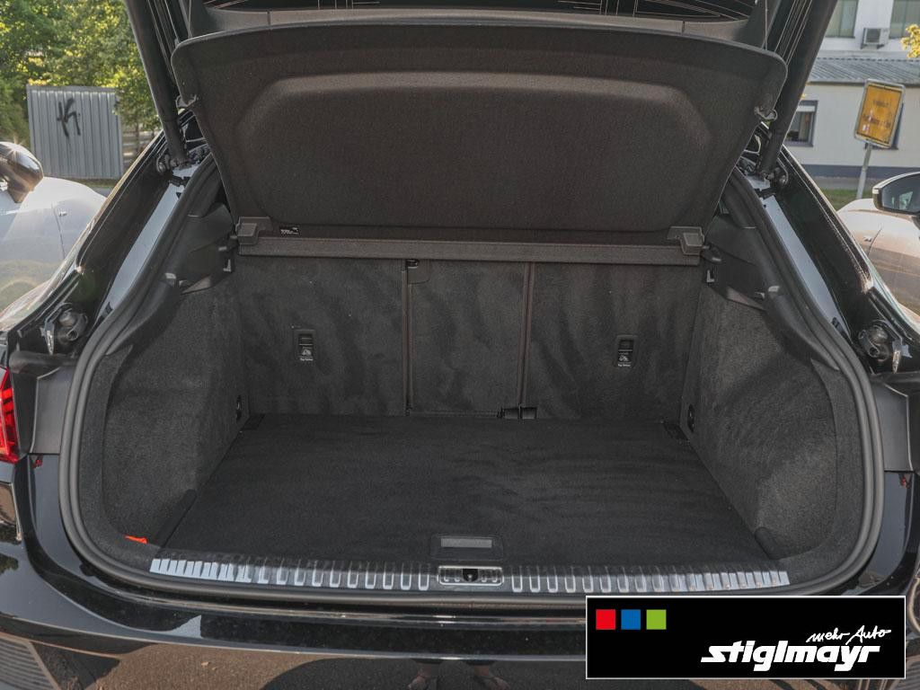 Audi Q3 Sportback S-line 45 TFSI quattro S-tronic - Samsaru's Car Outlet