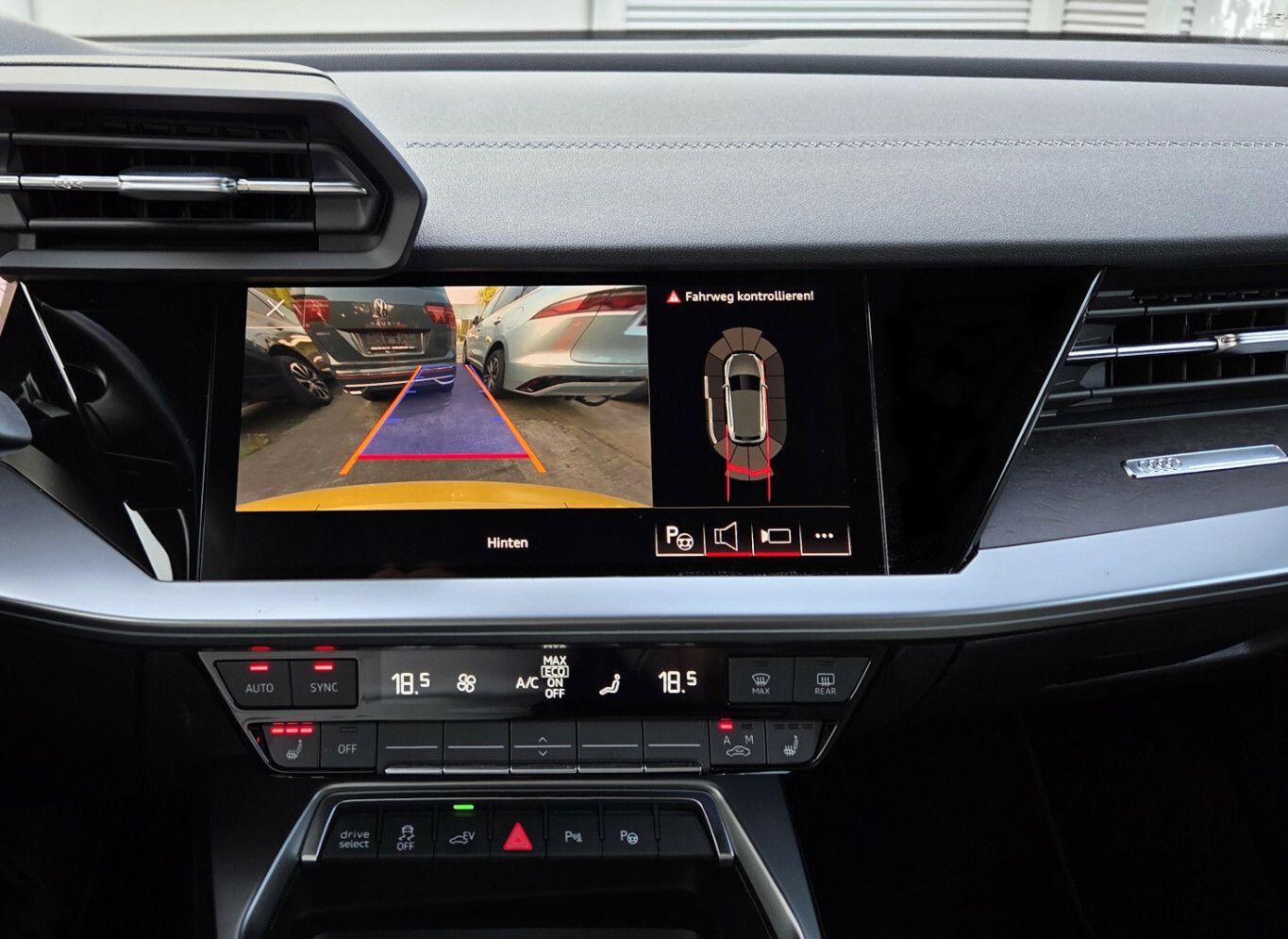 Audi A3 Sportb.S-Line.Matrix.HuD.Led.KeylGo.Cam.AHK