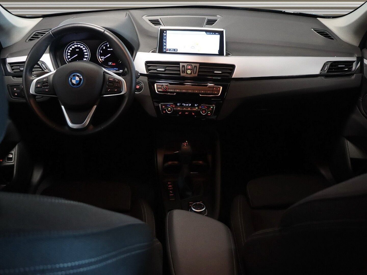 BMW X1 xDrive25e - Samsaru's Car Outlet