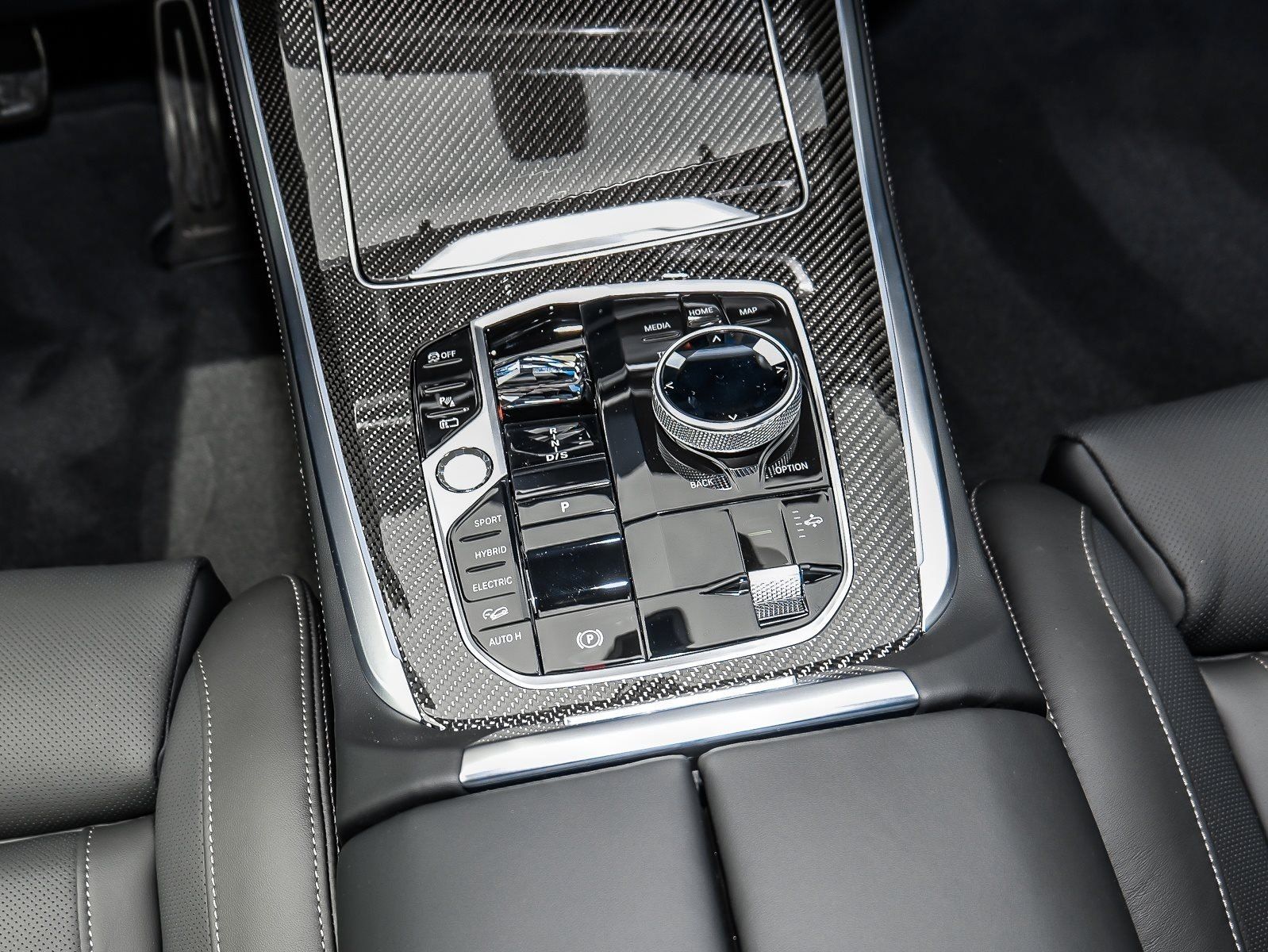 BMW X5 xDrive50e MSportPro SkyLounge B&W DAPro AHK