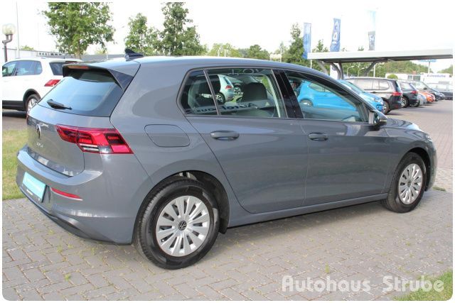 Volkswagen Golf VIII 1.0 TSI - Samsaru's Car Outlet
