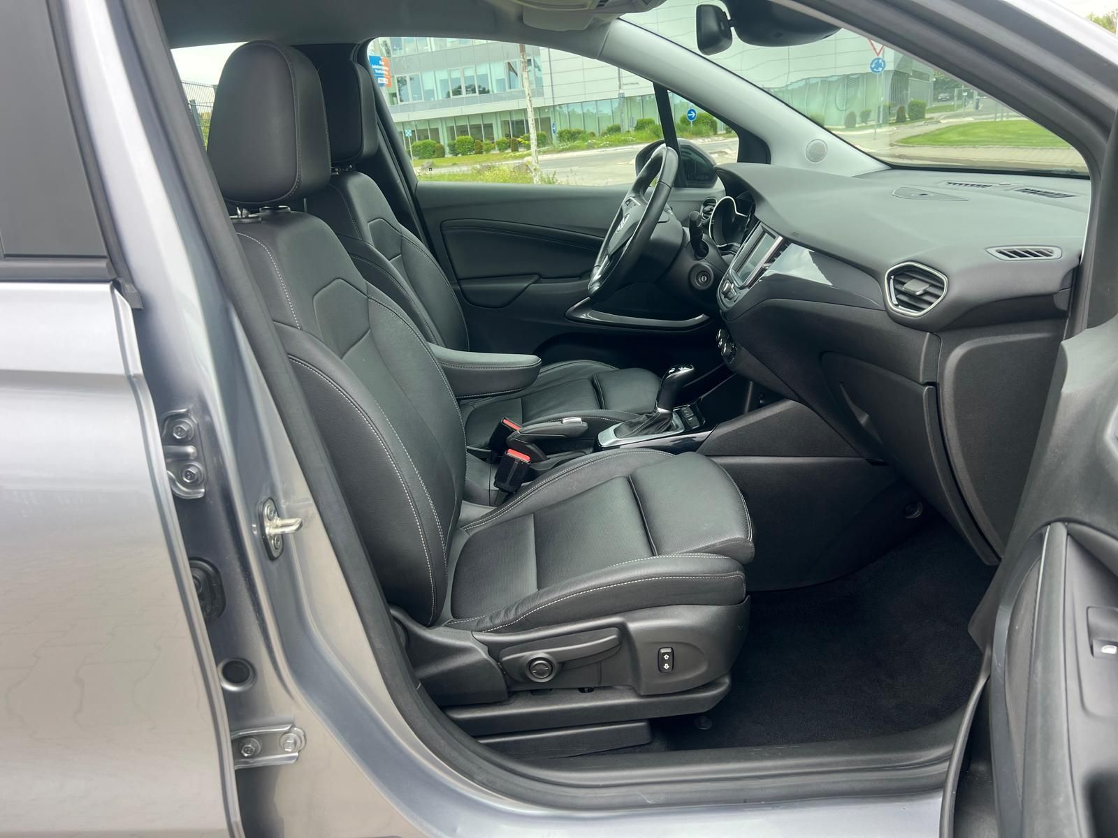 Opel Crossland 1.5 D Elegance Aut. - Samsaru's Car Outlet